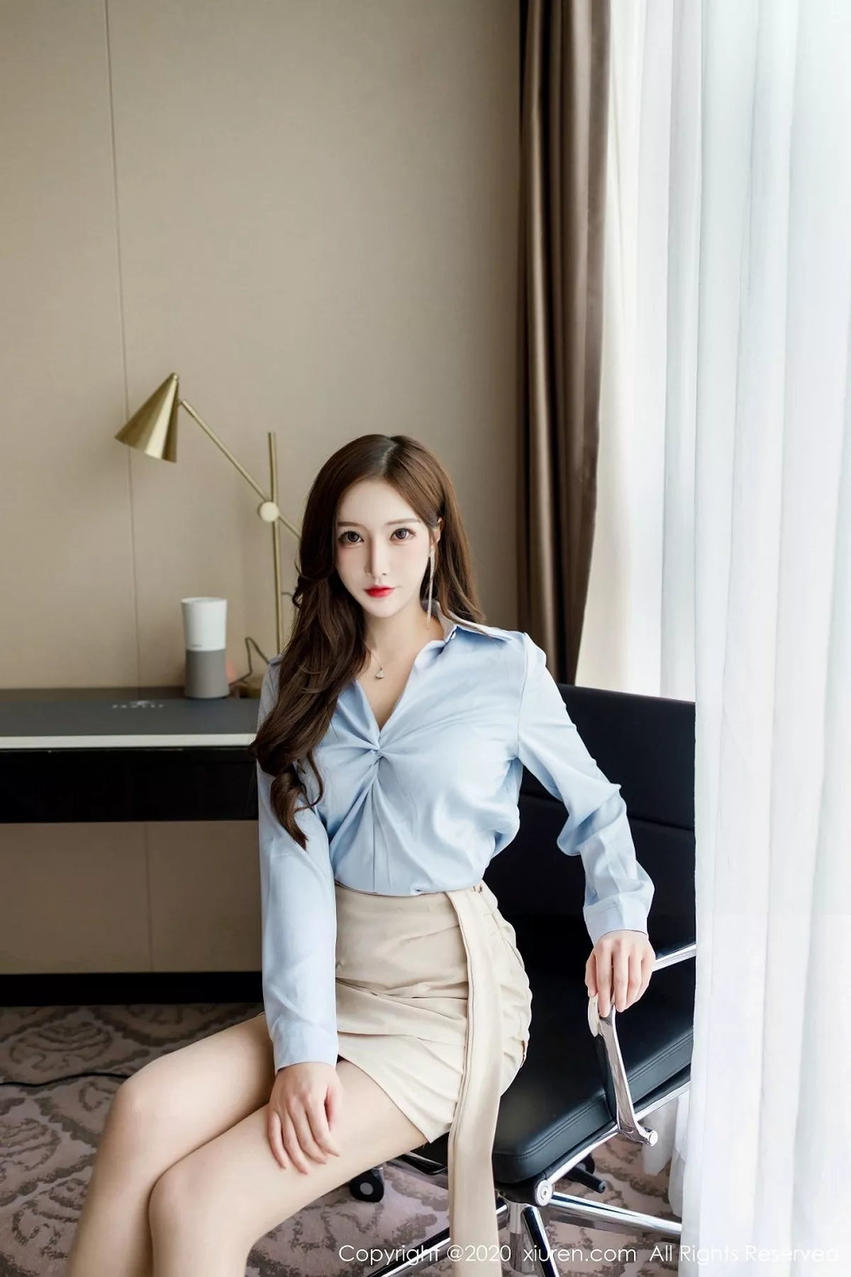 [XiuRen秀人网]第2212期LindaLinda写真 [56P]-011
