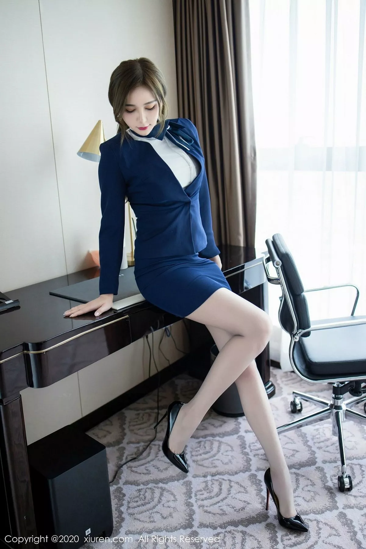 [XiuRen秀人网]第2221期Lavinia肉写真 [51P]-016
