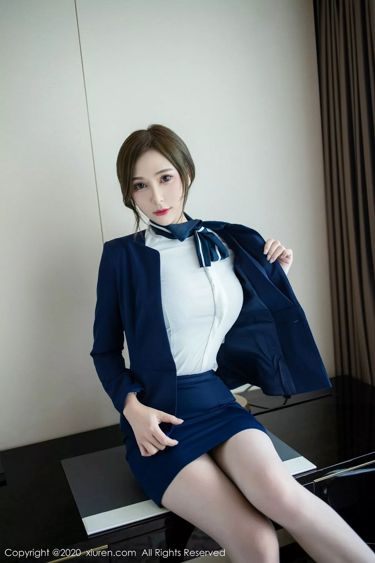 [XiuRen秀人网]第2221期Lavinia肉写真 [51P]-020