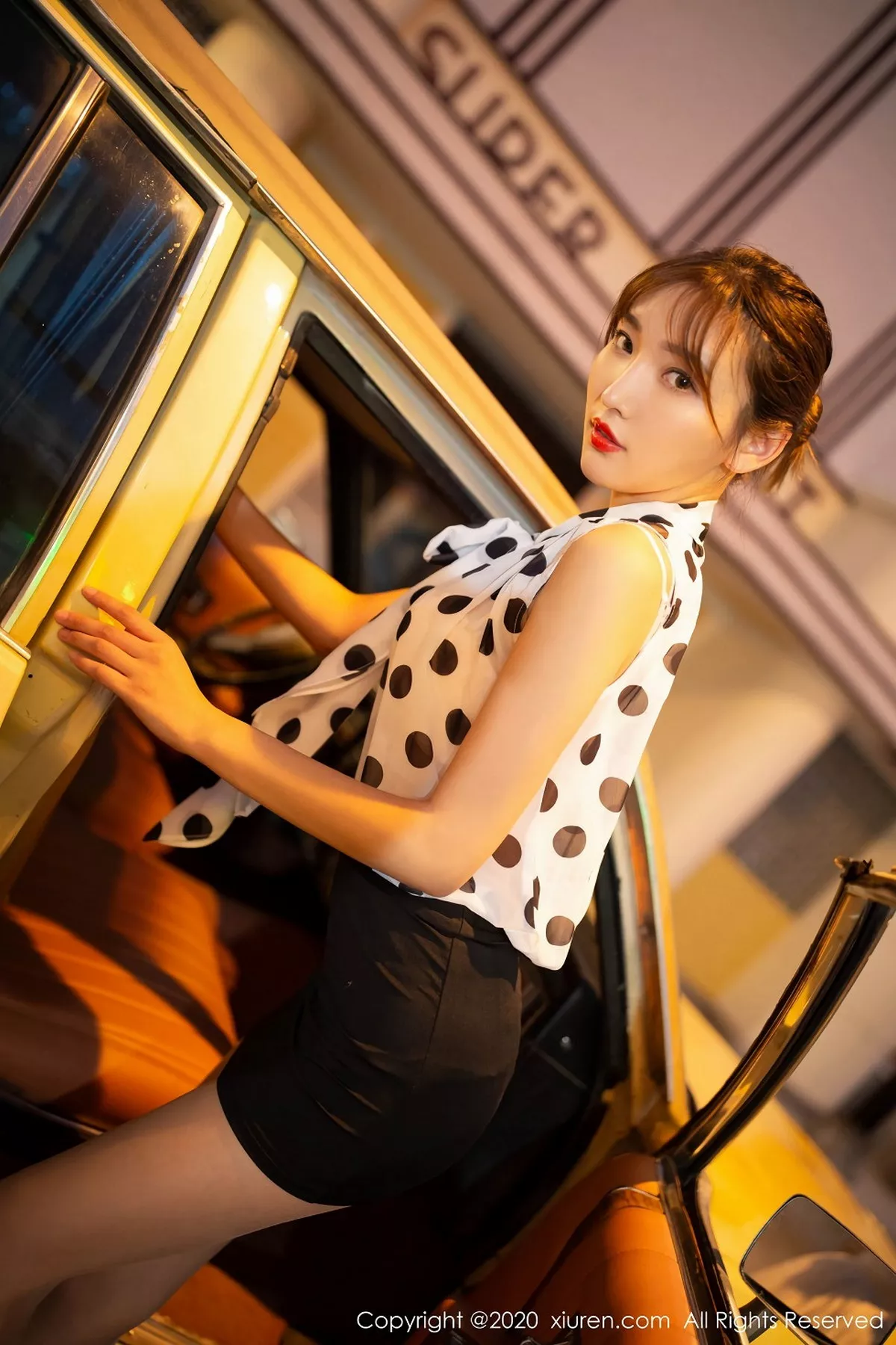 [XiuRen秀人网]第2222期陆萱萱写真 [76P]-010