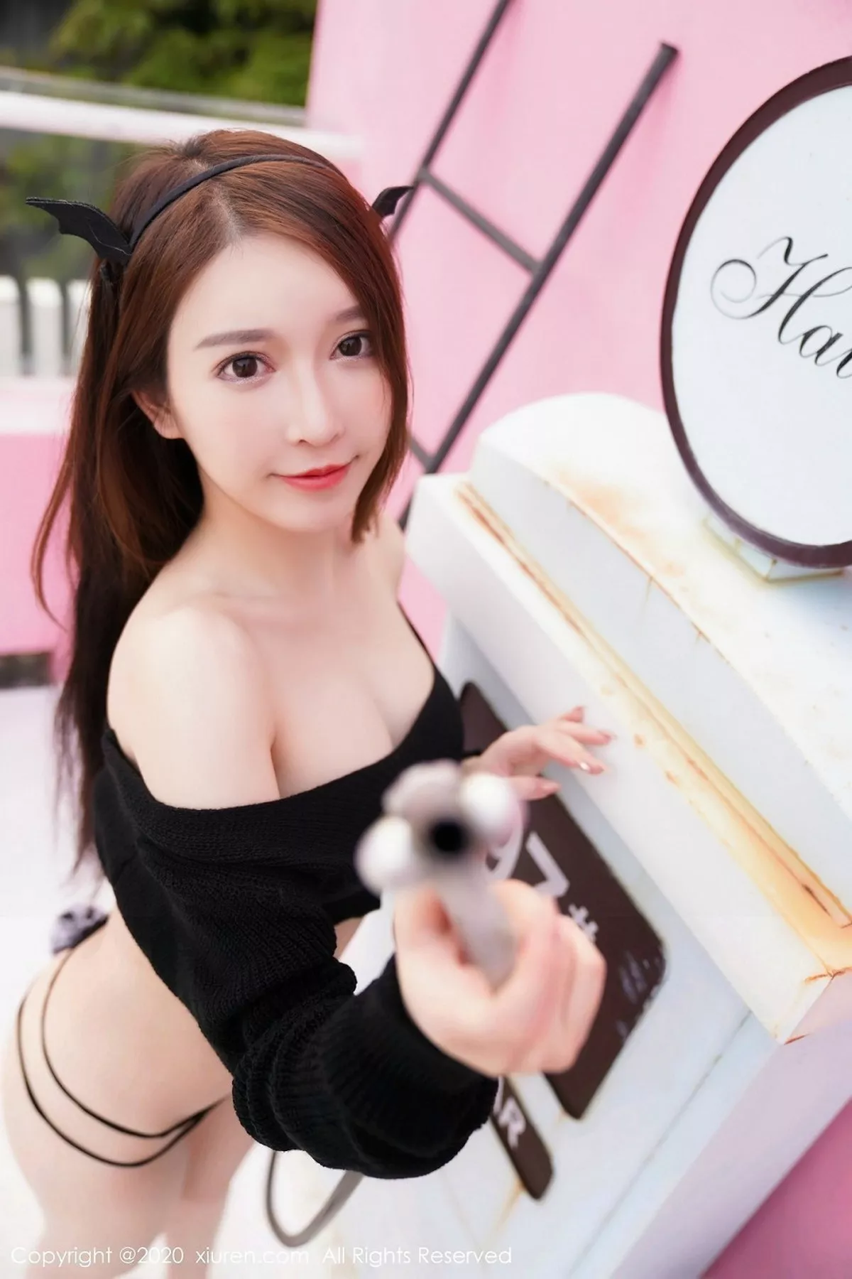 [XiuRen秀人网]第2218期玉兔miki写真 [45P]-002