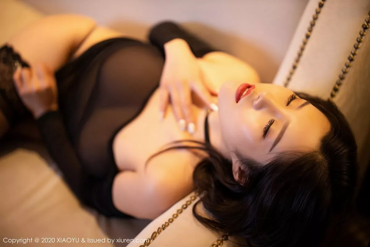 [XiaoYu画语界]第307期周思乔写真 [101P]-098