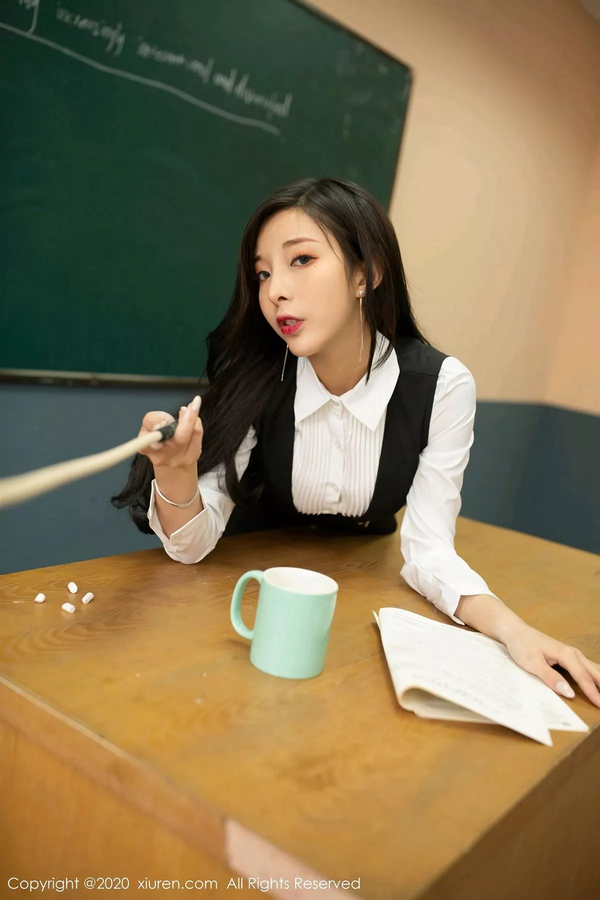 [XiuRen秀人网]第2172期陈小喵写真 [92P]-014