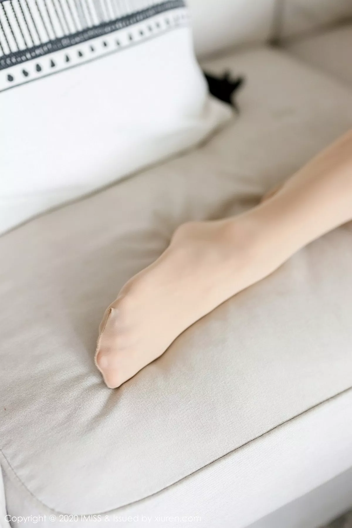[Imiss爱蜜社]第469期luvian本能写真 [40P]-010