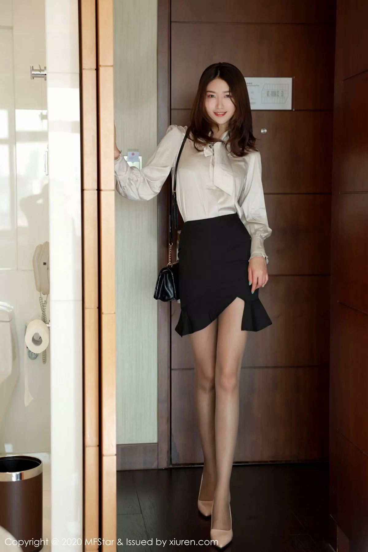 [MFStar模范学院]第328期方子萱写真 [57P]-001