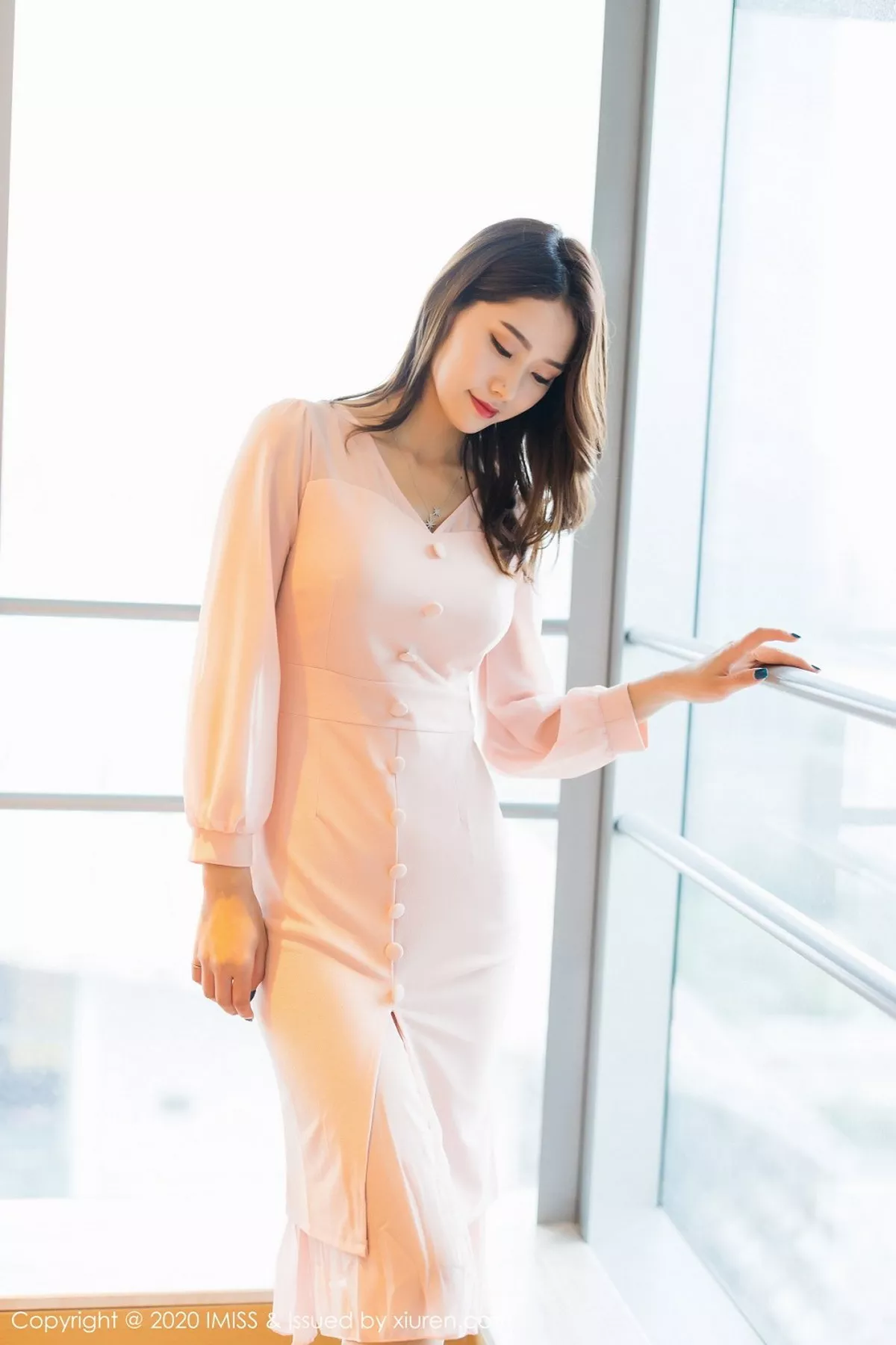[Imiss爱蜜社]第476期方子萱写真 [47P]-002