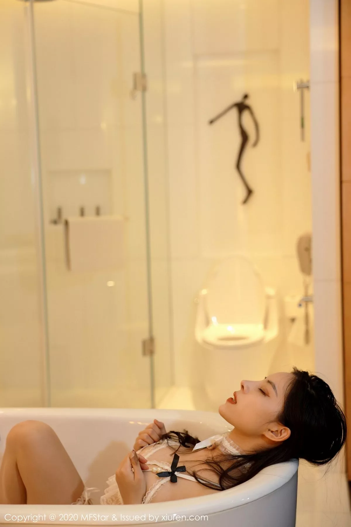 [MFStar模范学院]第343期riri617写真 [50P]-046