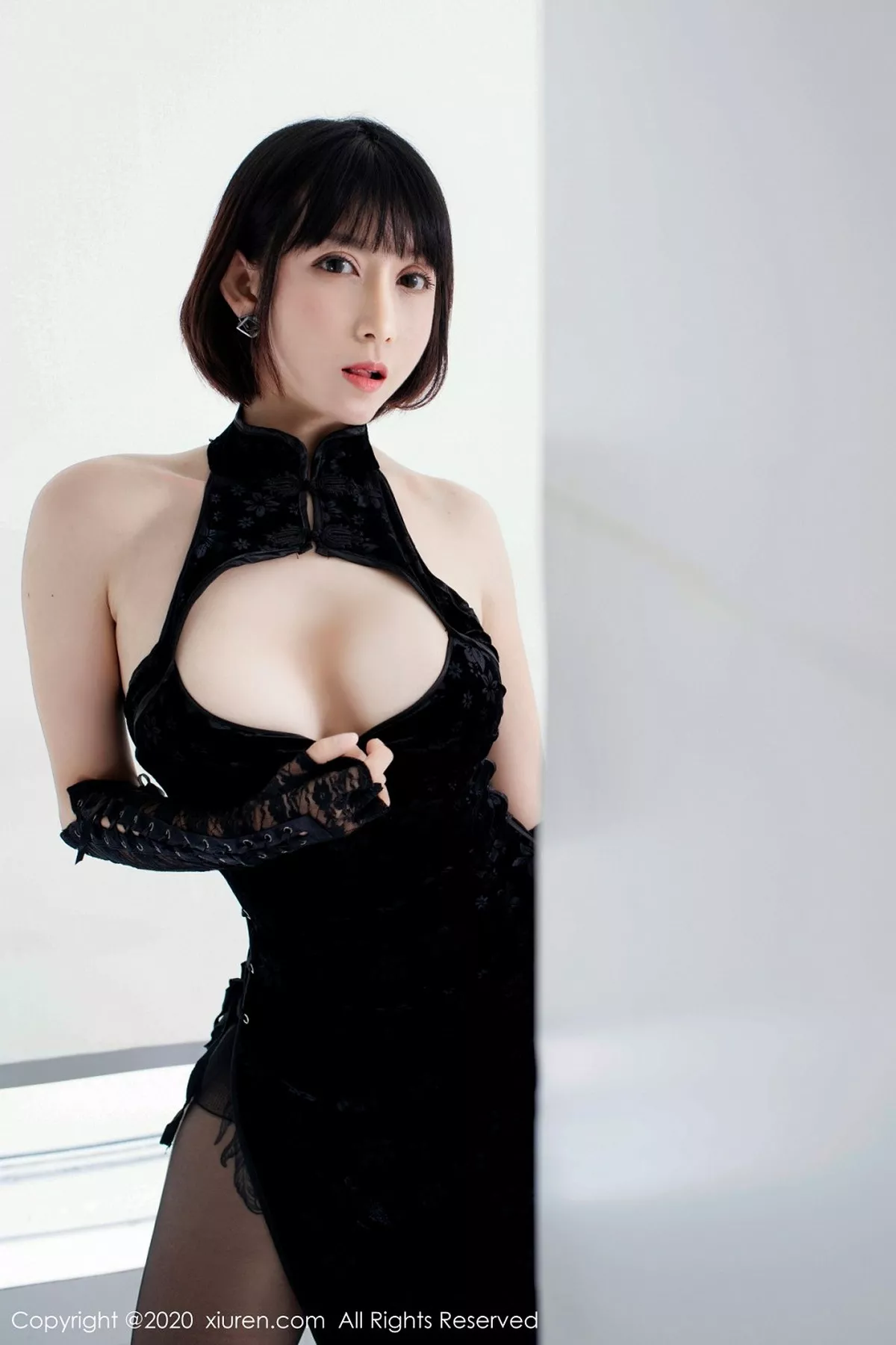 [XiuRen秀人网]第2318期安妮斯朵拉写真 [64P]-010