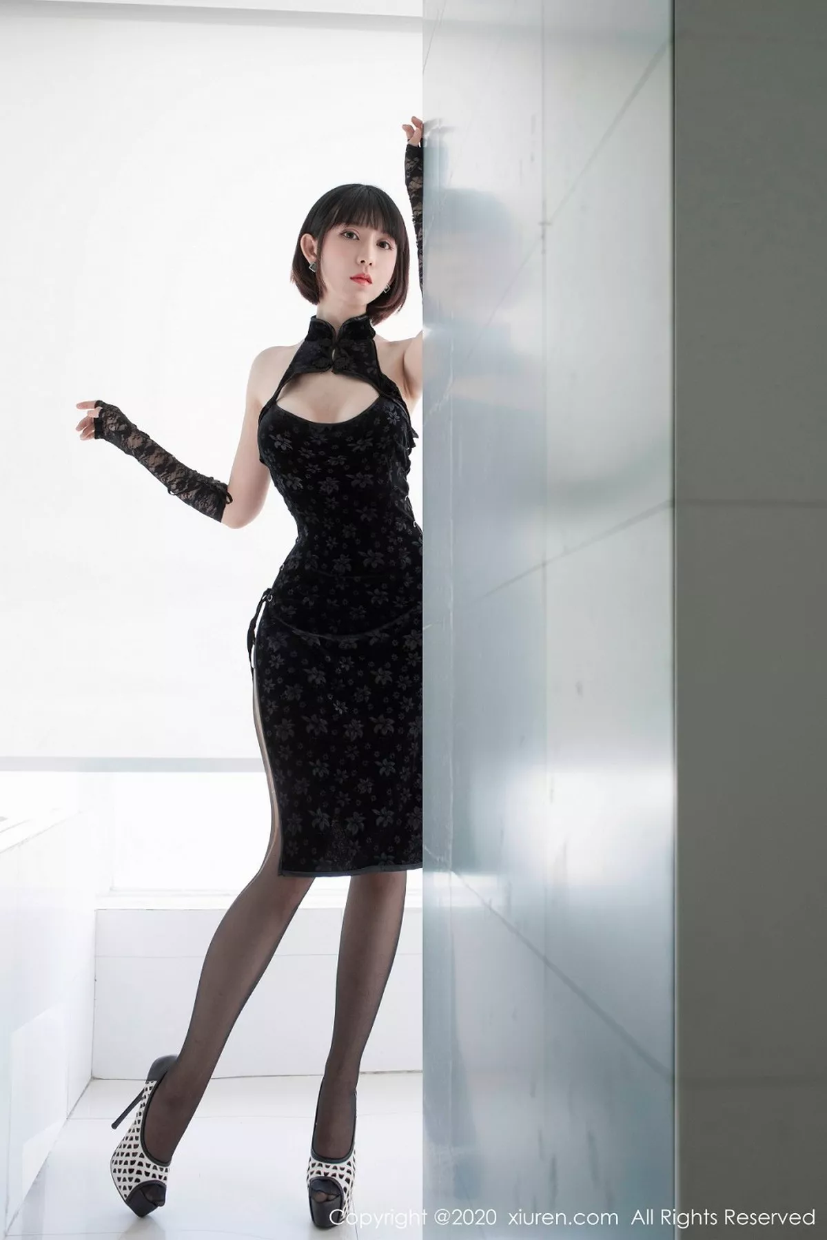 [XiuRen秀人网]第2318期安妮斯朵拉写真 [64P]-005