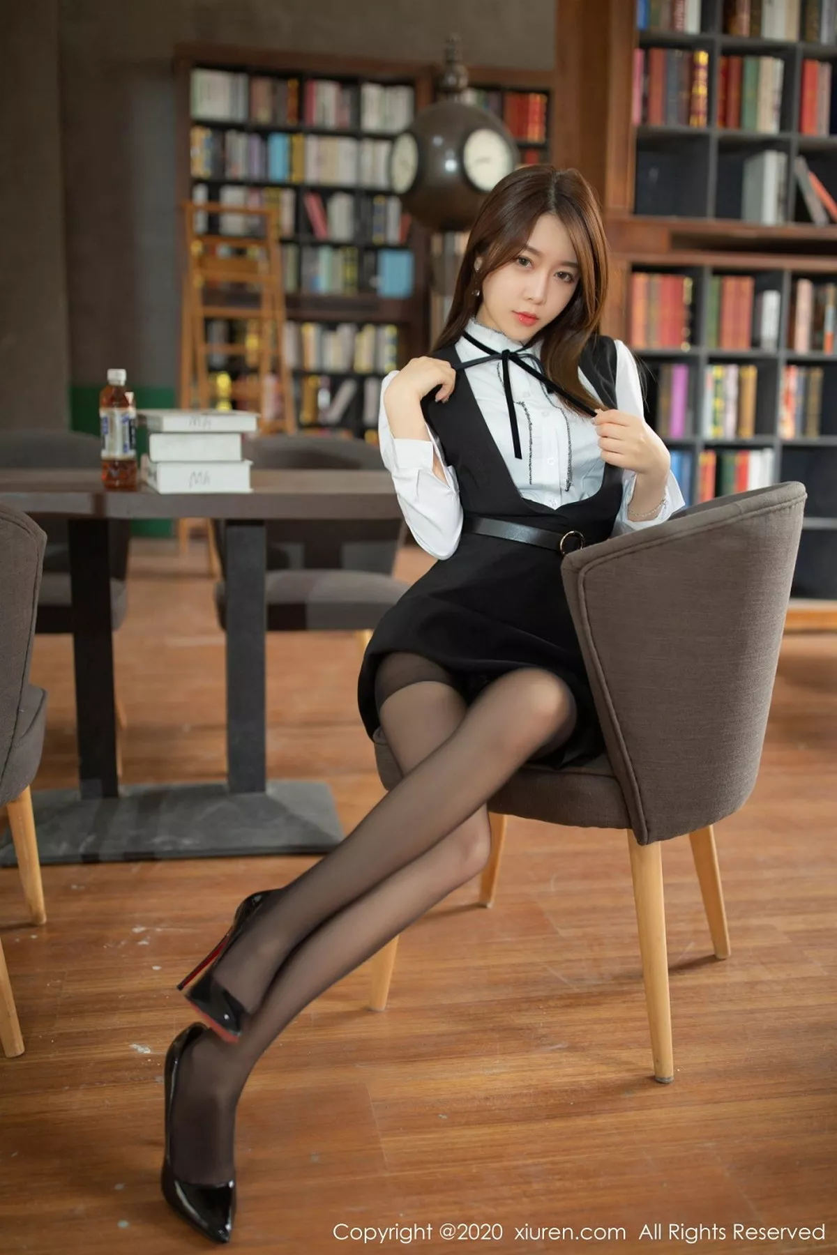 [XiuRen秀人网]第2338期夏诗雯写真 [68P]-019