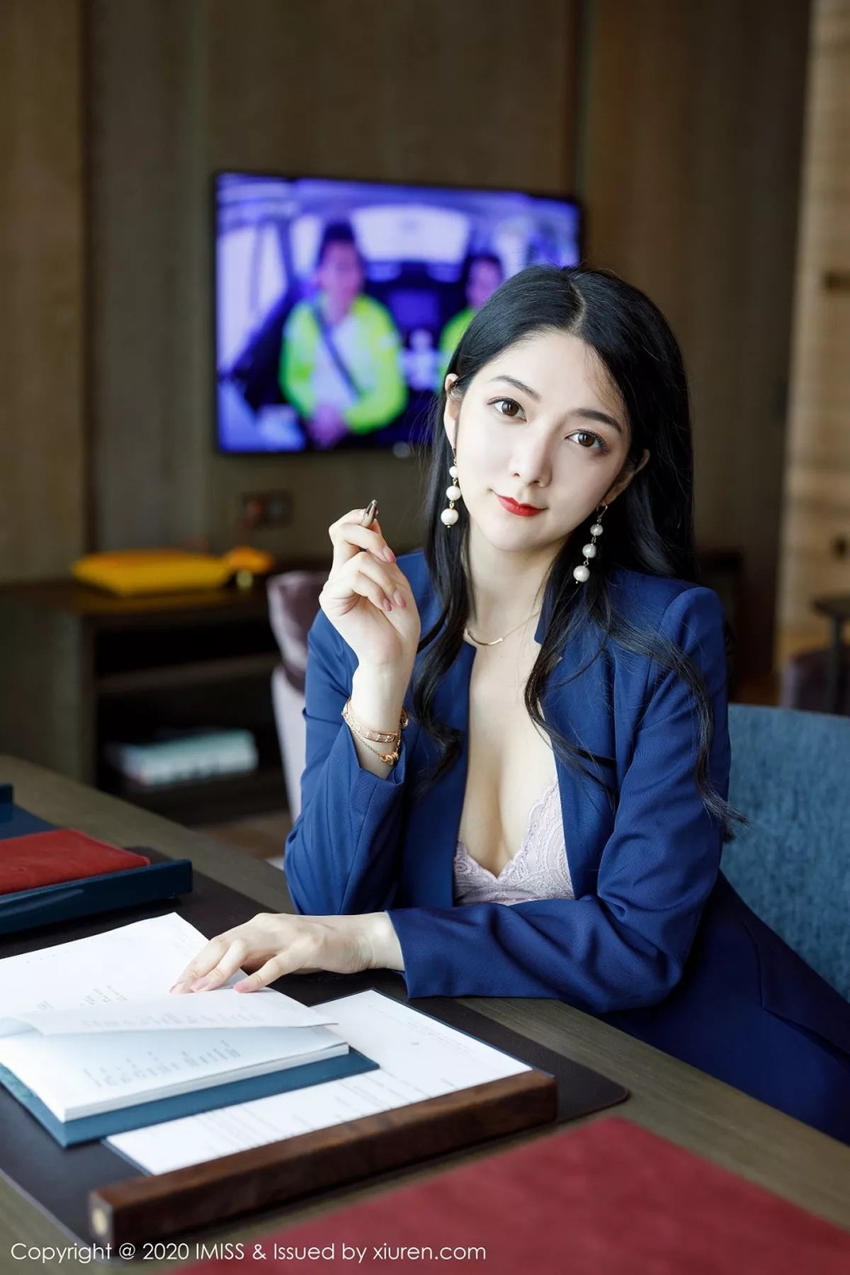 [Imiss爱蜜社]第471期小热巴写真 [68P]-011
