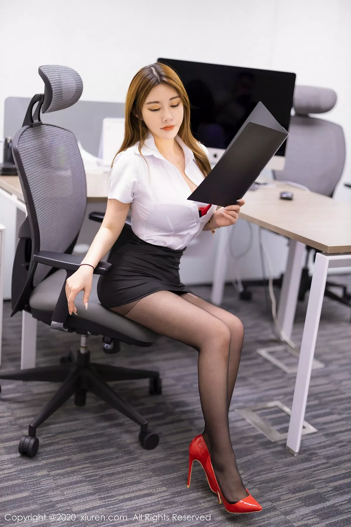 [XiuRen秀人网]第2260期软软Roro写真 [55P]-016