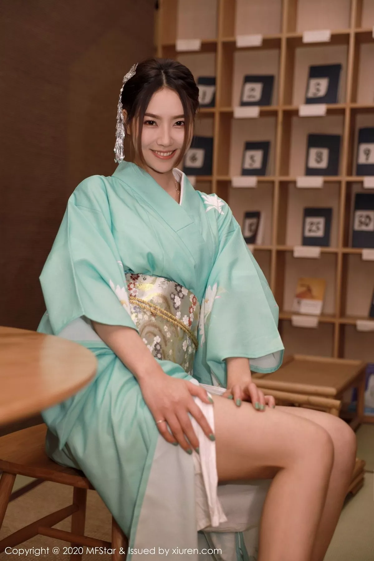 [MFStar模范学院]第332期方子萱写真 [71P]-010