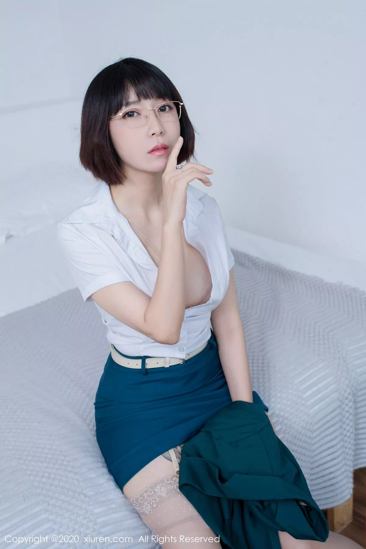 [XiuRen秀人网]第2390期安妮斯朵拉写真 [60P]-007
