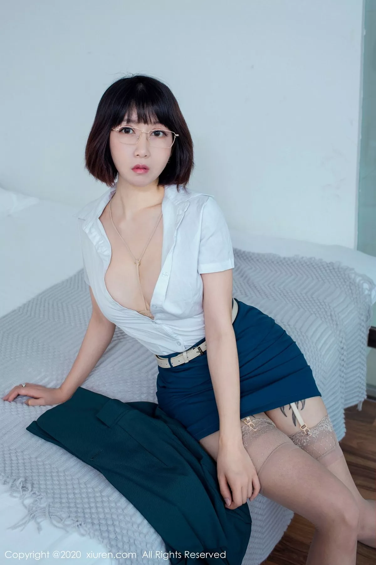 [XiuRen秀人网]第2390期安妮斯朵拉写真 [60P]-014