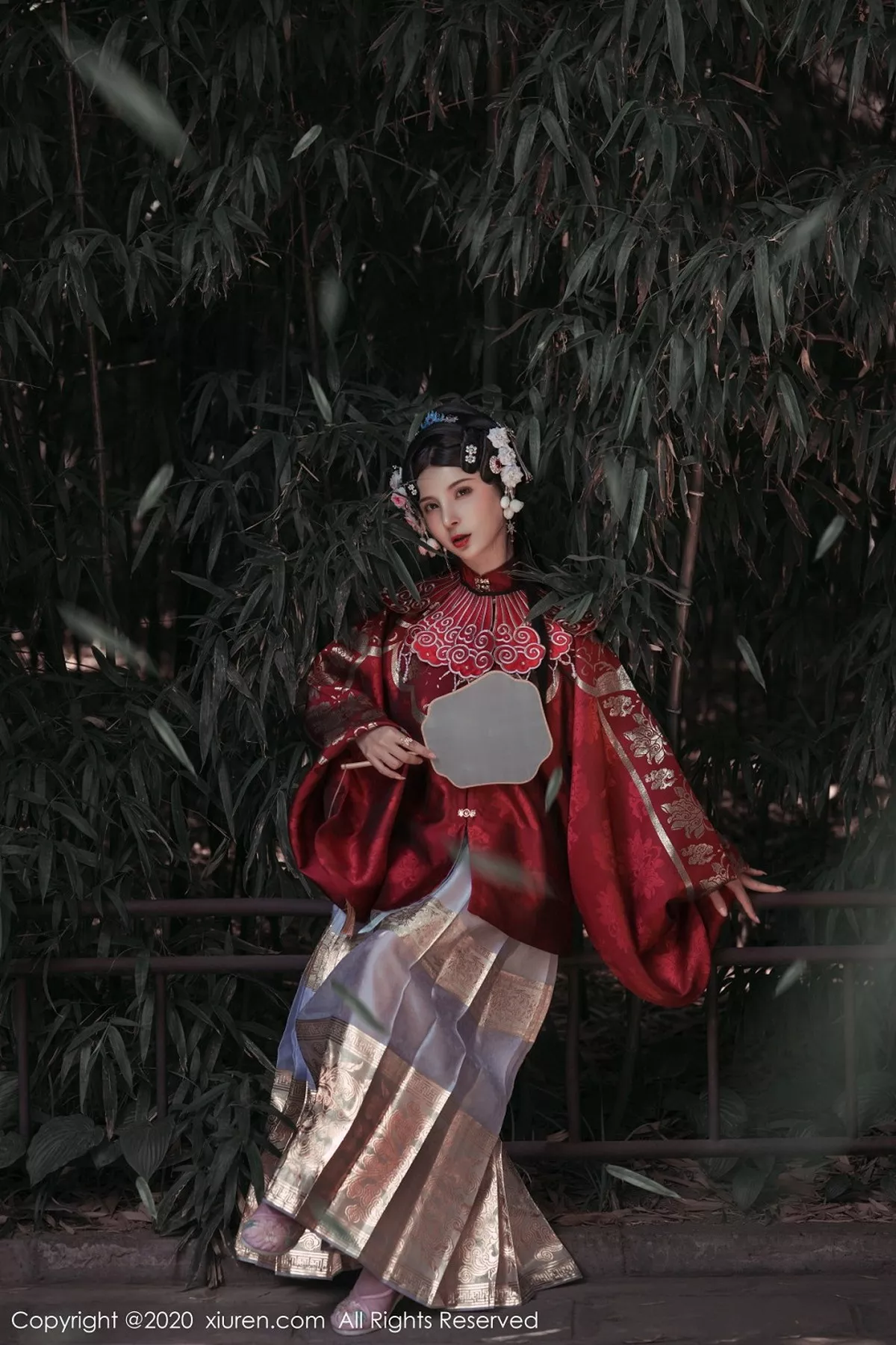 [XiuRen秀人网]第2395期小蛮妖写真 [85P]-004