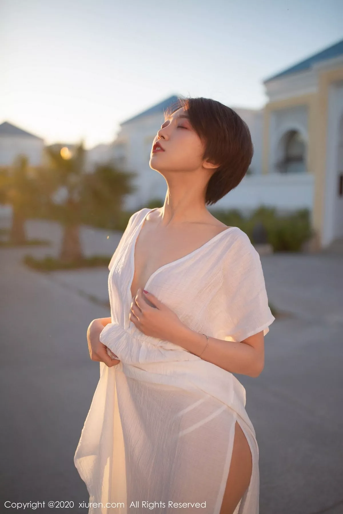 [XiuRen秀人网]第2405期冯木木写真 [82P]-003