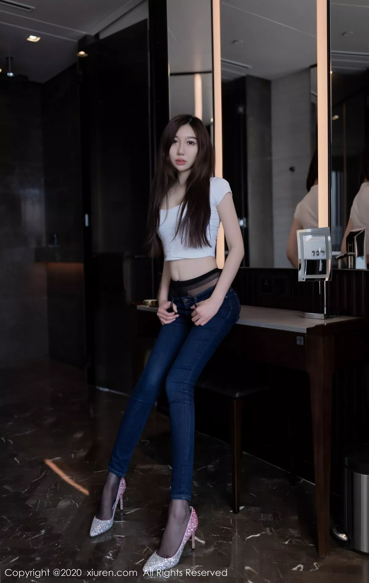 [XiuRen秀人网]第2406期Victoria志玲写真 [60P]-012