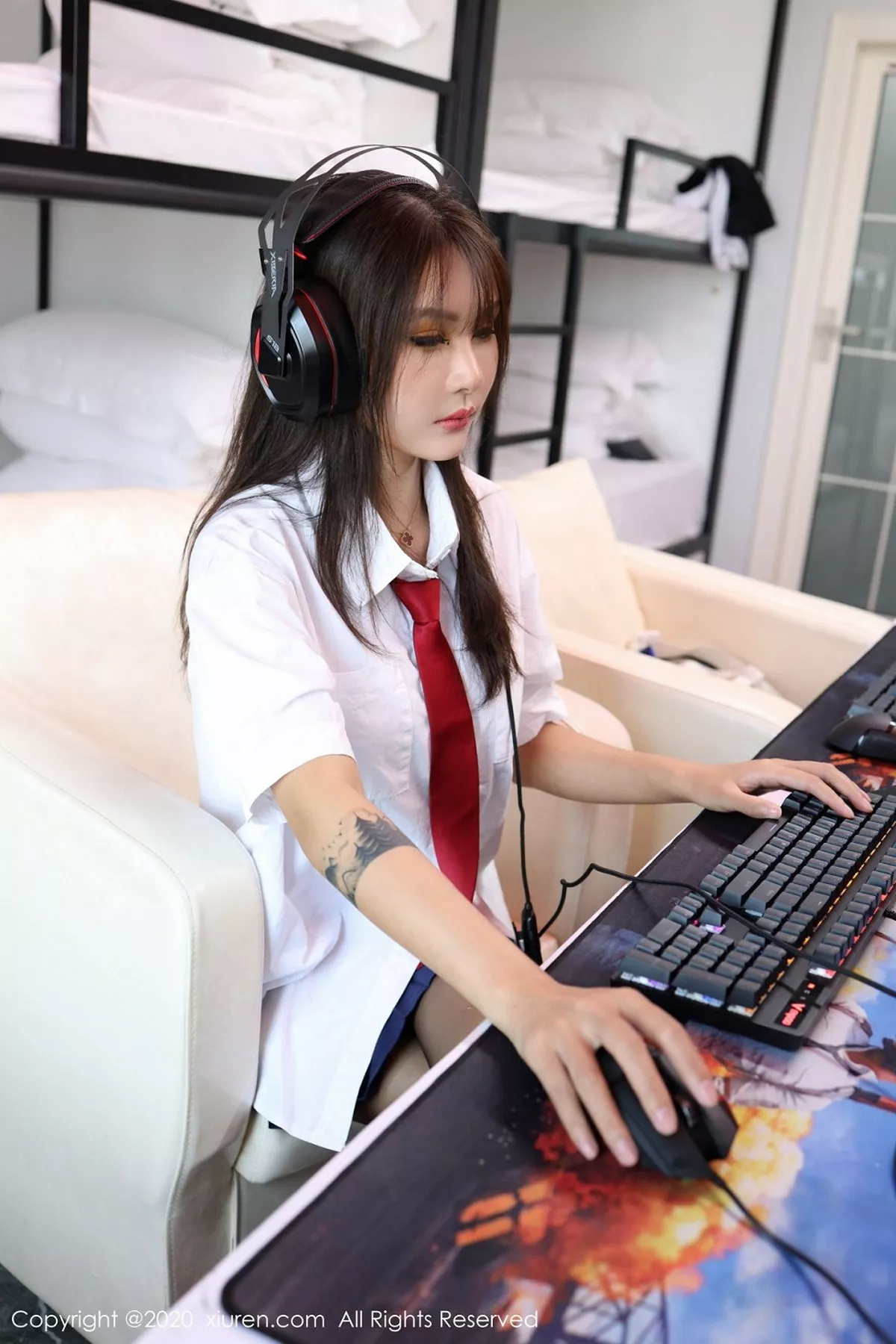 [XiuRen秀人网]第2461期顾奈奈写真 [90P]-003