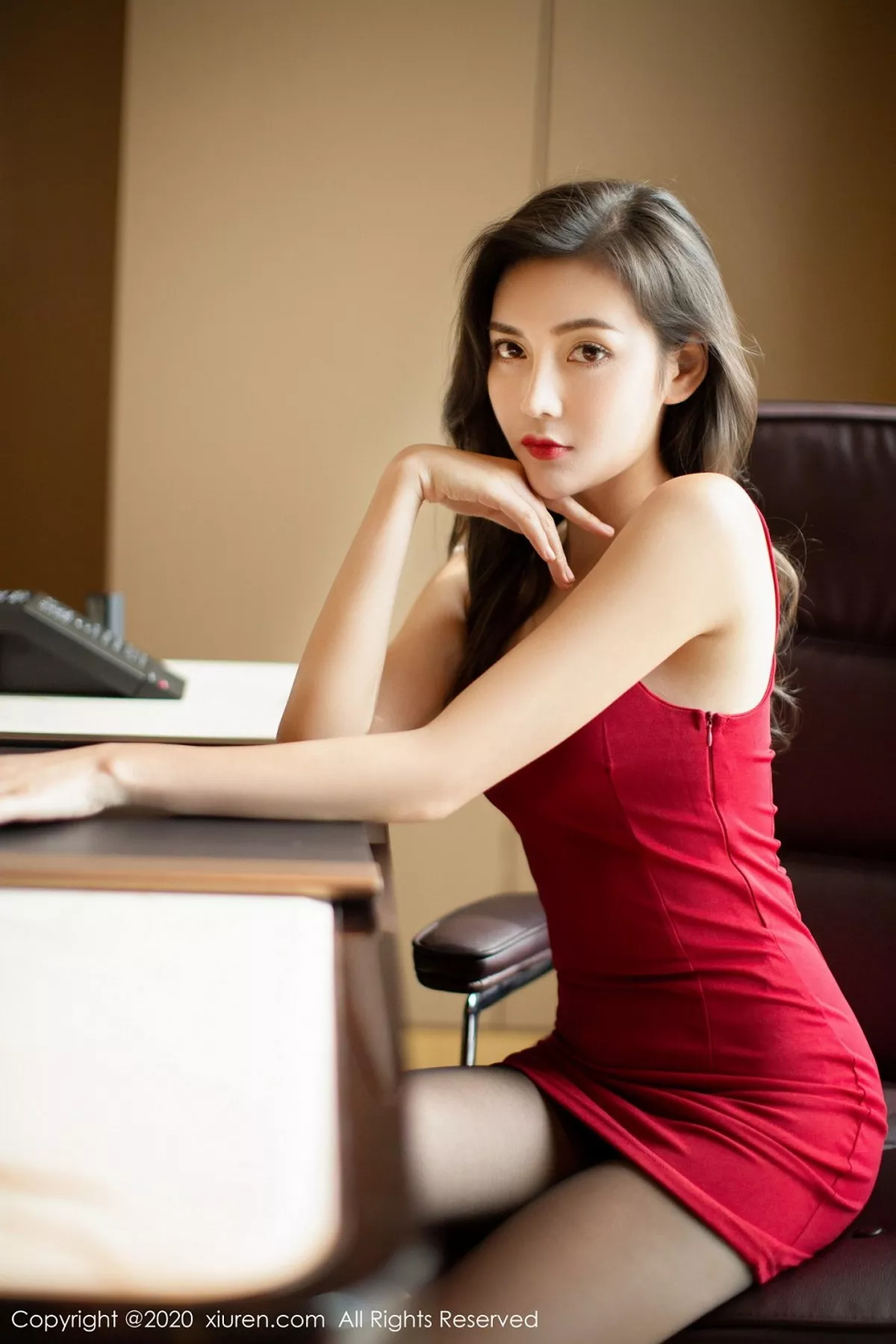 [XiuRen秀人网]第2369期夏玥写真 [61P]-002