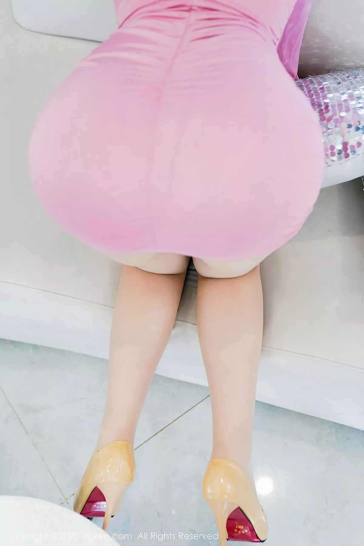 [XiuRen秀人网]第2526期软软Roro写真 [50P]-031