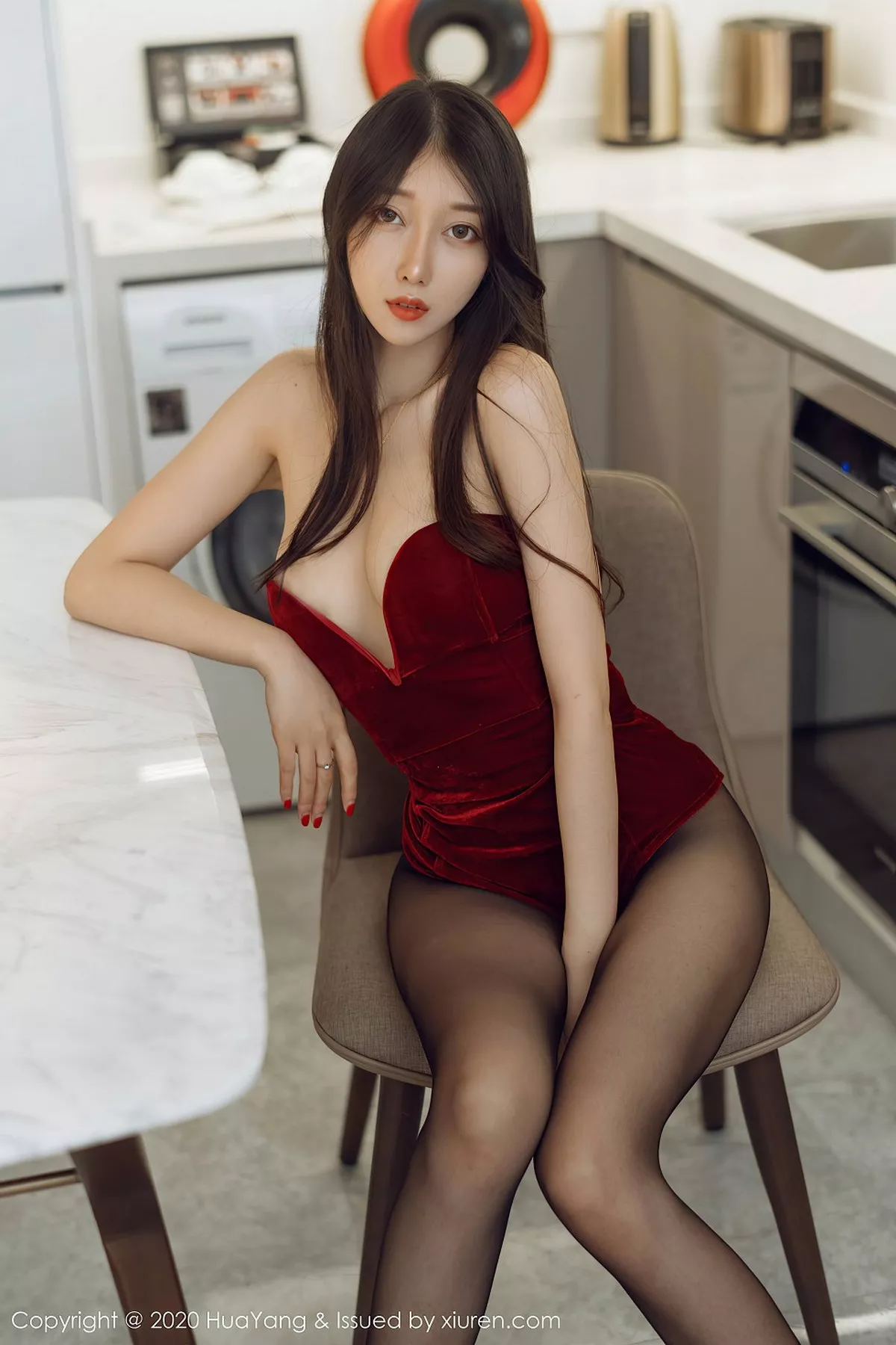[HuaYang花漾]第284期玥儿玥写真 [71P]-005