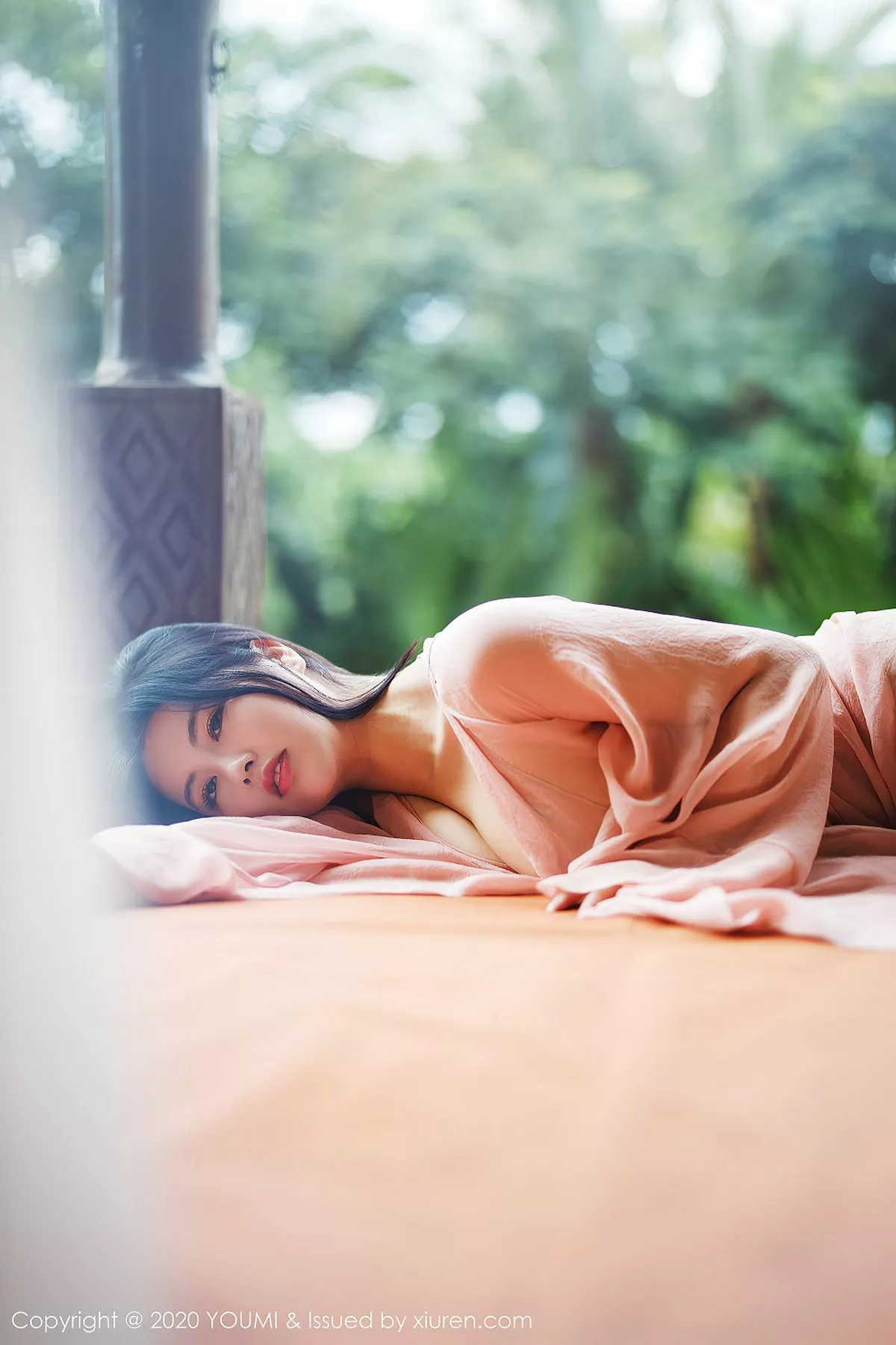 [YouMi尤蜜荟]第523期娜露写真 [89P]-051