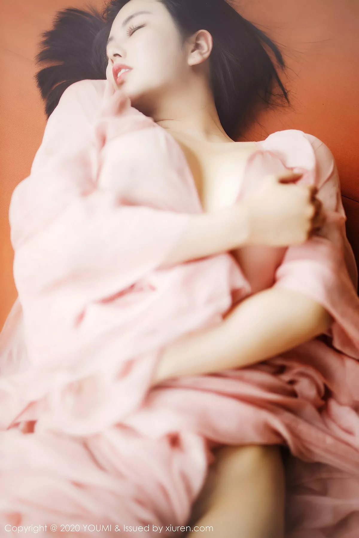 [YouMi尤蜜荟]第523期娜露写真 [89P]-071