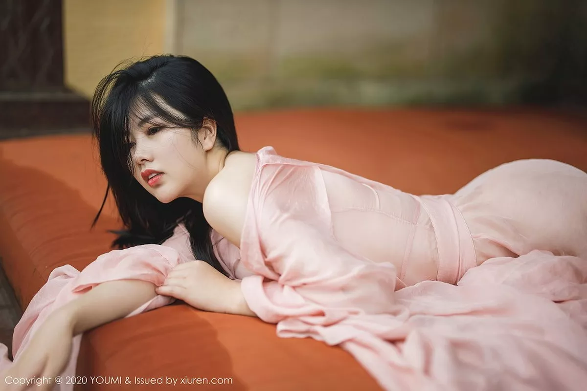 [YouMi尤蜜荟]第523期娜露写真 [89P]-033