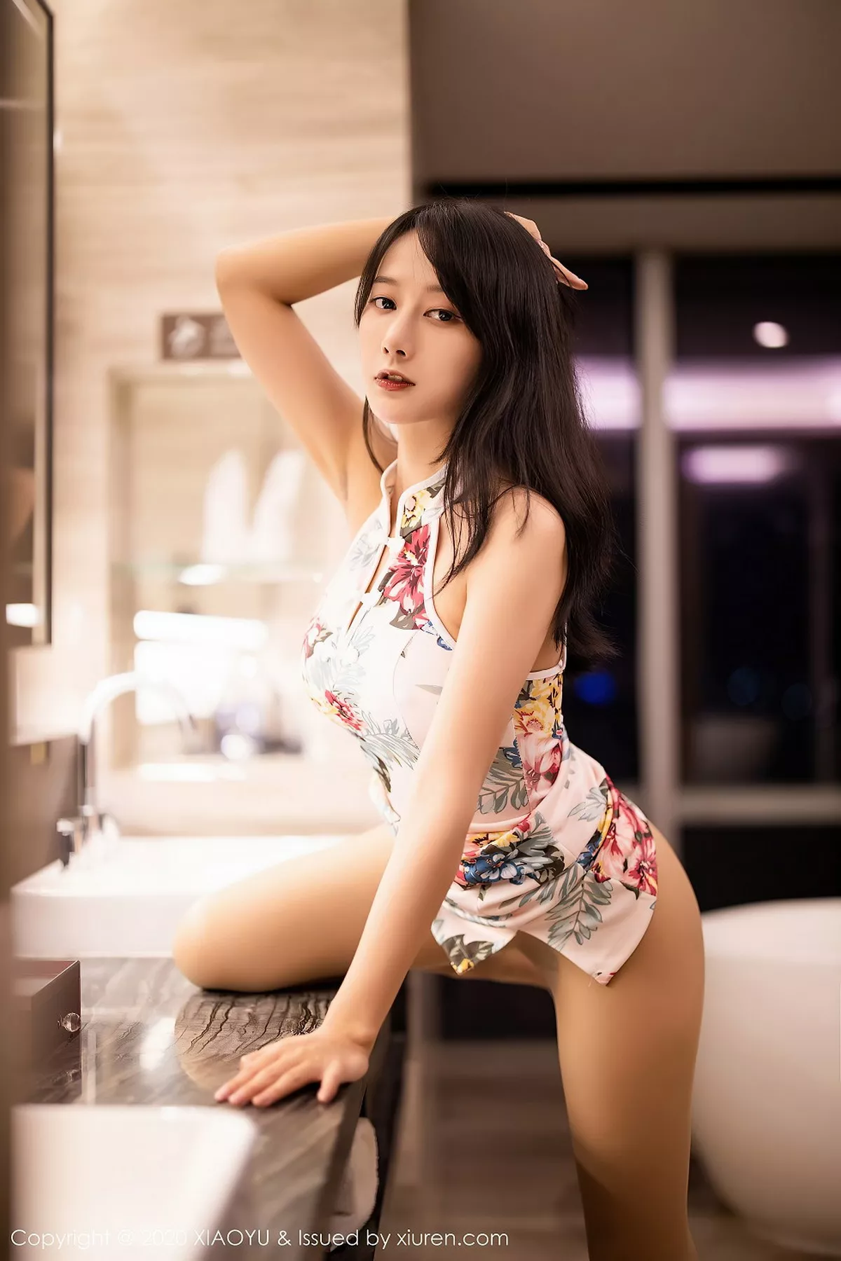 [XiaoYu画语界]第366期何嘉颖写真 [52P]-010