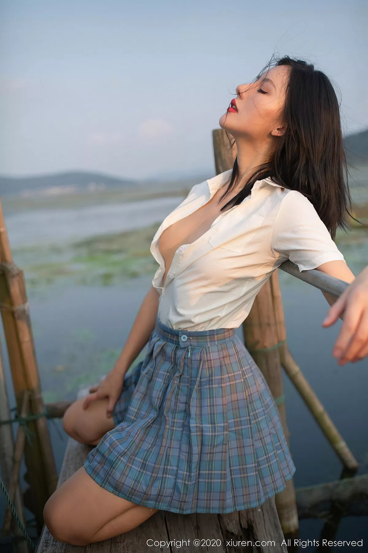 [XiuRen秀人网]第2558期就是阿朱啊写真 [51P]-017