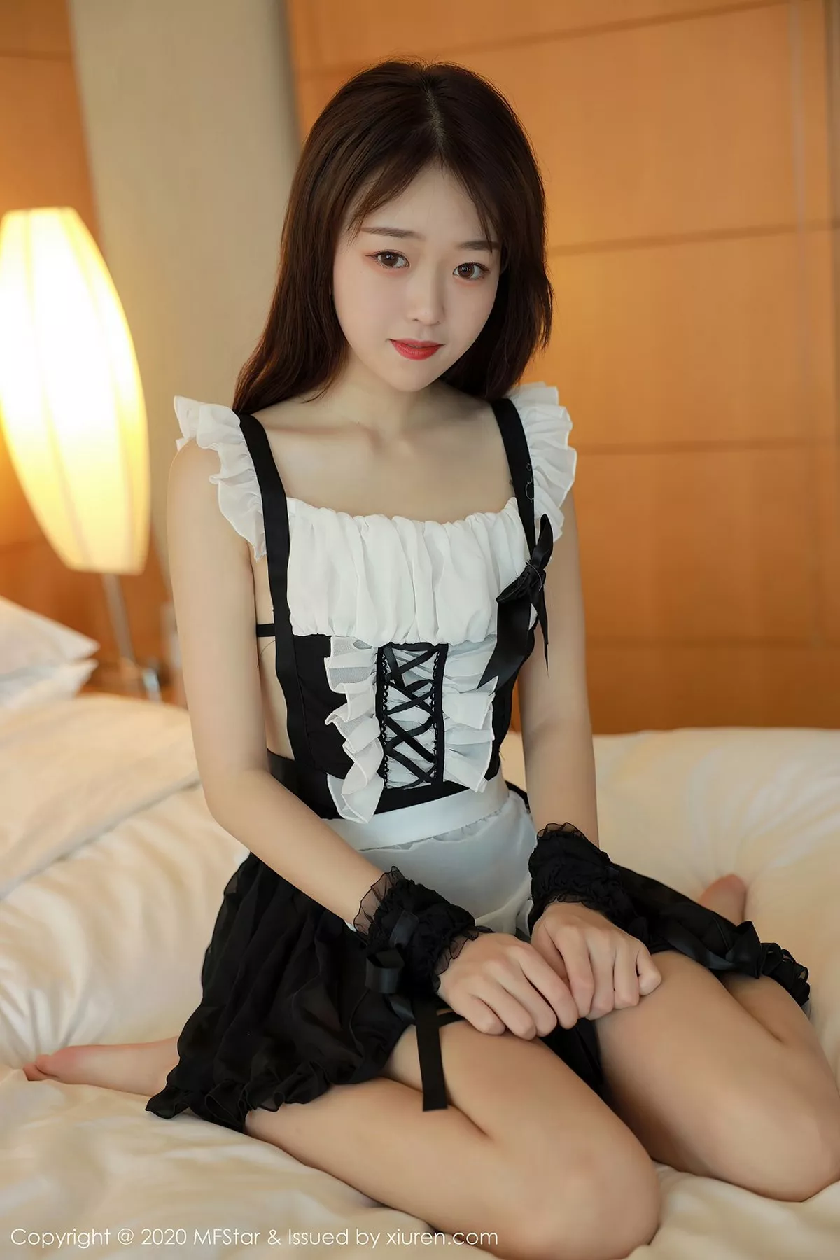 [MFStar模范学院]第387期小奶瓶呜鸣写真 [66P]-002