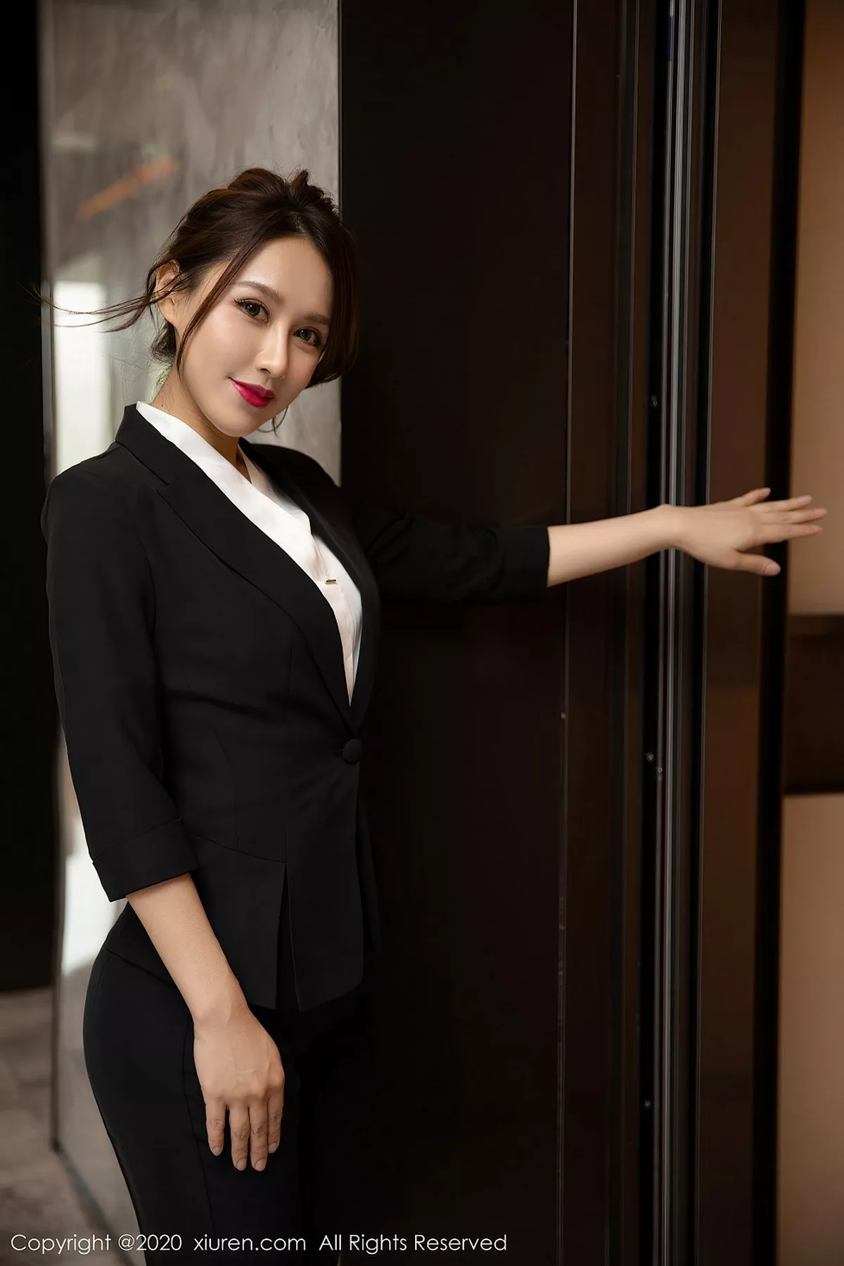 [XiuRen秀人网]第2580期徐安安写真 [86P]-012