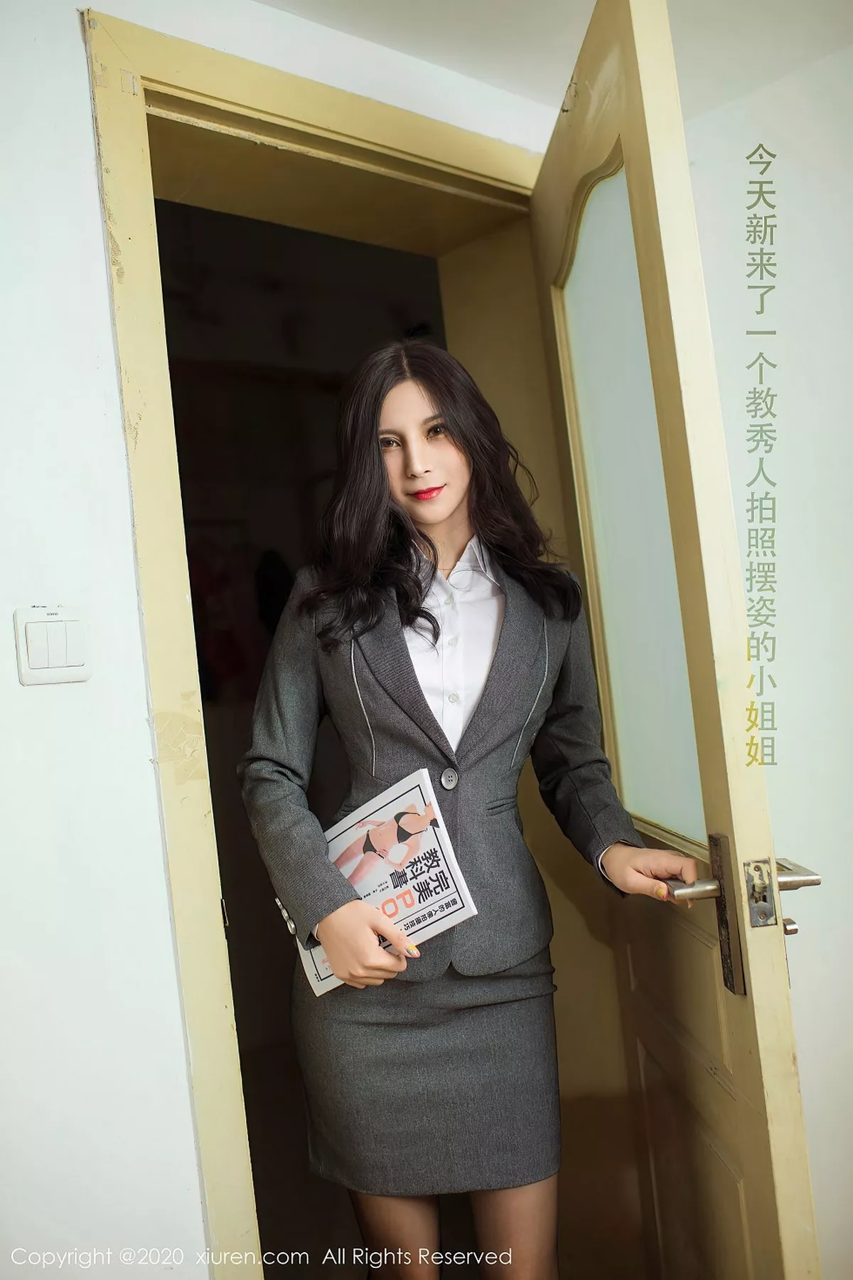 [XiuRen秀人网]第2591期小蛮妖写真 [51P]-002
