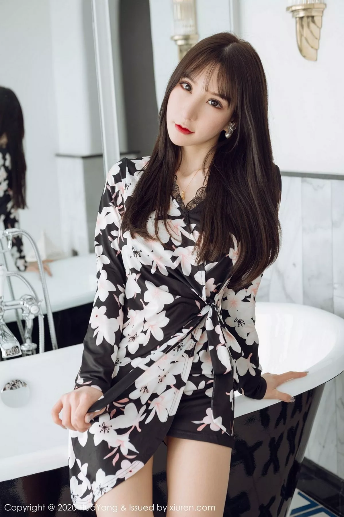 [HuaYang花漾]第296期周于希写真 [60P]-001