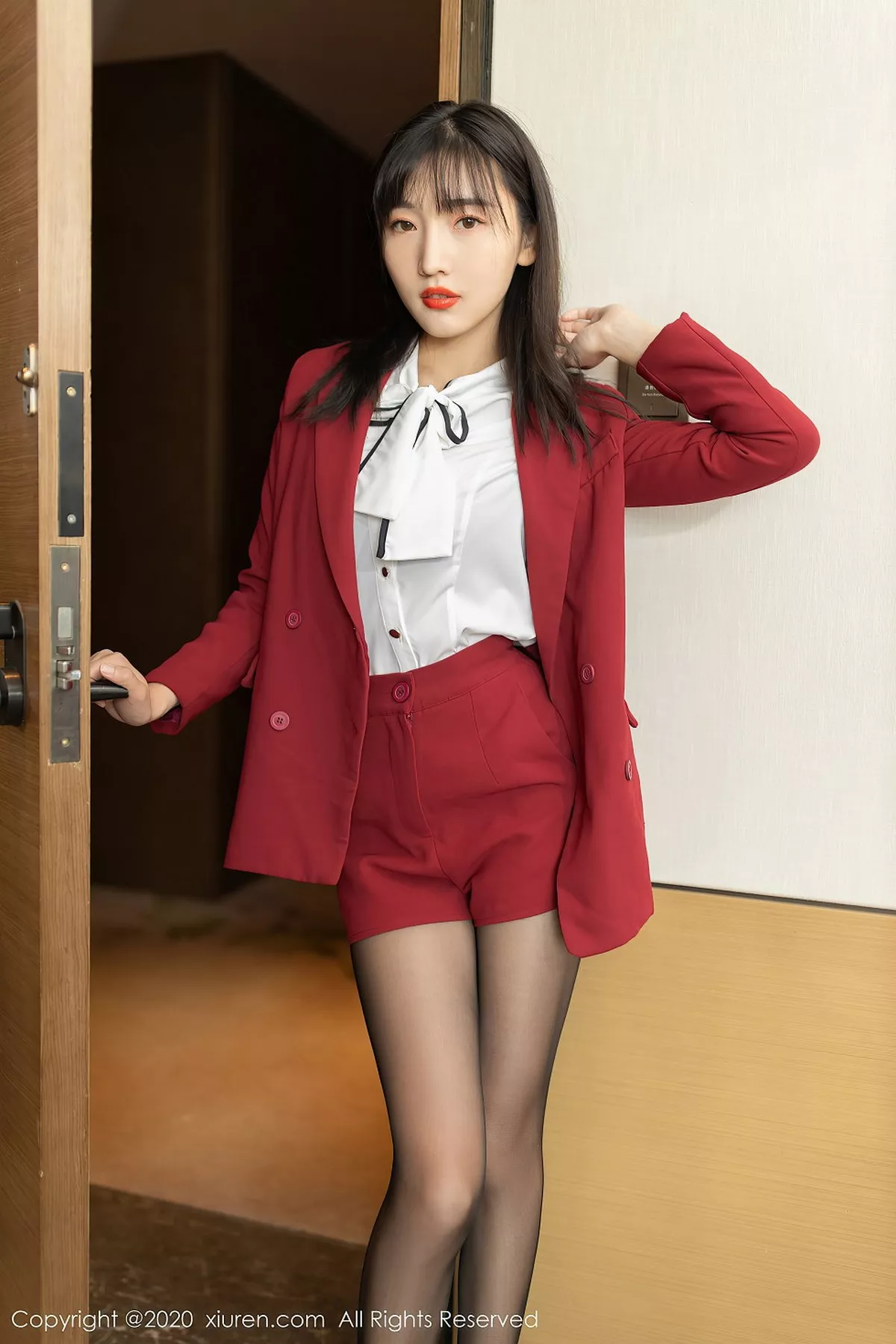 [XiuRen秀人网]第2604期陆萱萱写真 [64P]-006