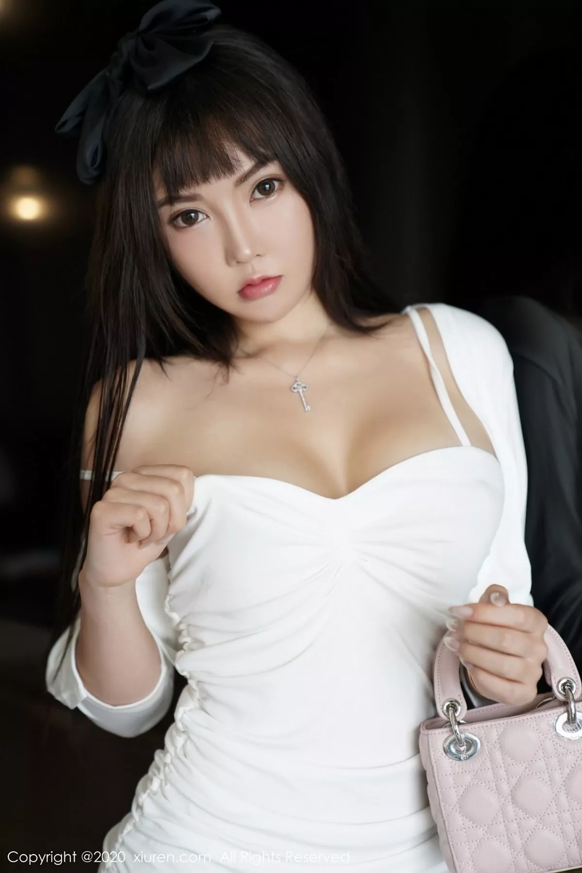[XiuRen秀人网]第2652期萌汉药写真 [35P]-013