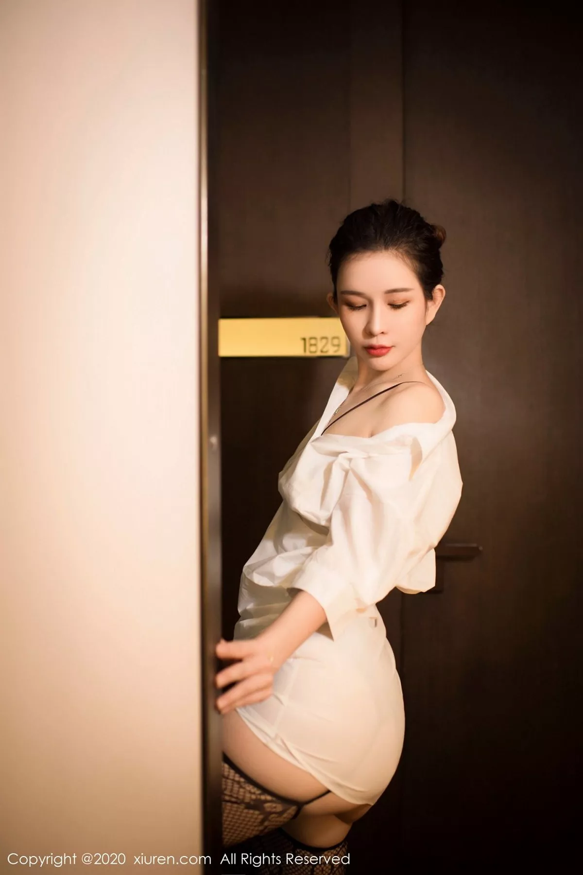 [XiuRen秀人网]第2684期张雨萌写真 [46P]-005