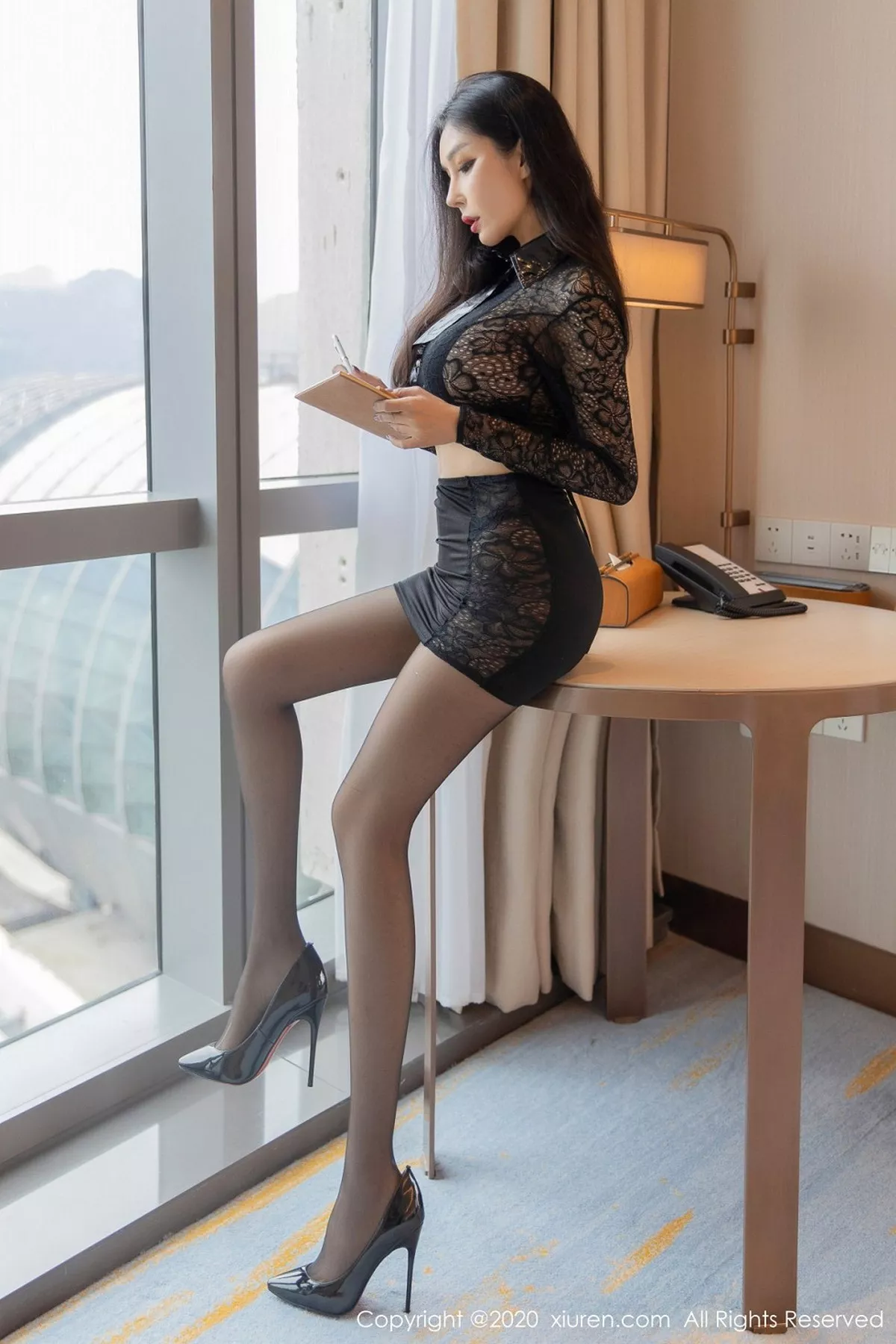[XiuRen秀人网]第2692期田冰冰写真 [40P]-002