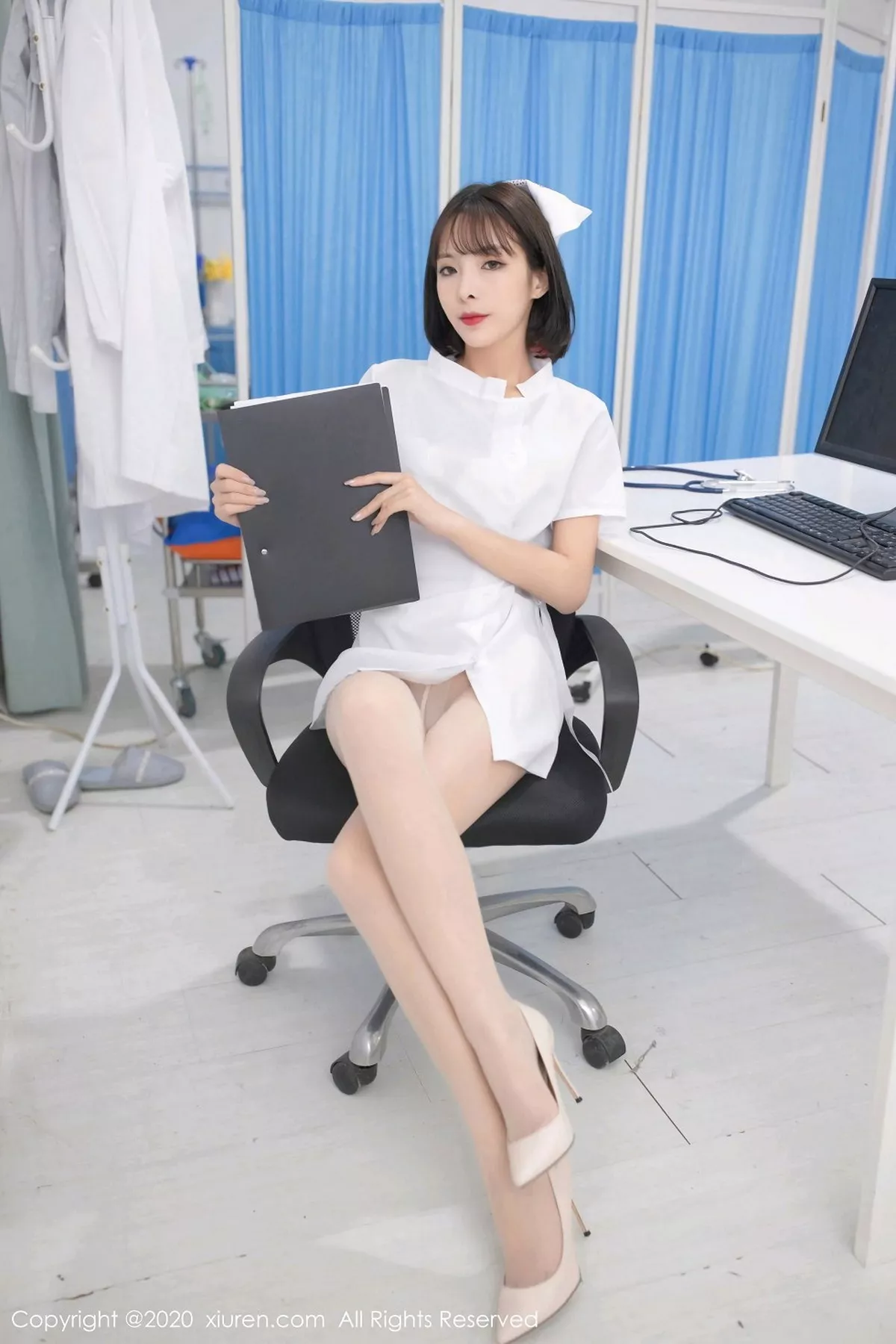 [XiuRen秀人网]第2698期陈小喵写真 [68P]-003
