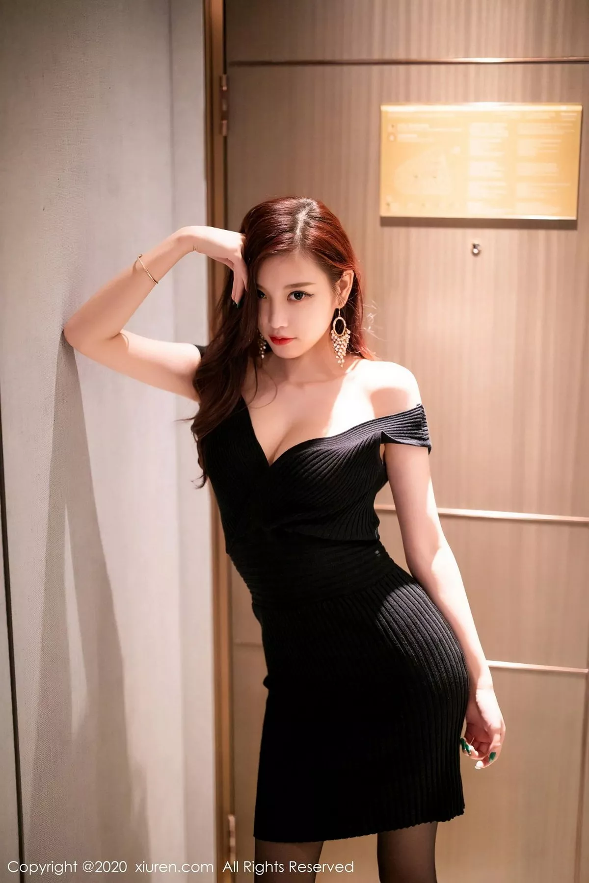 [XiuRen秀人网]第2704期杨晨晨写真 [94P]-002