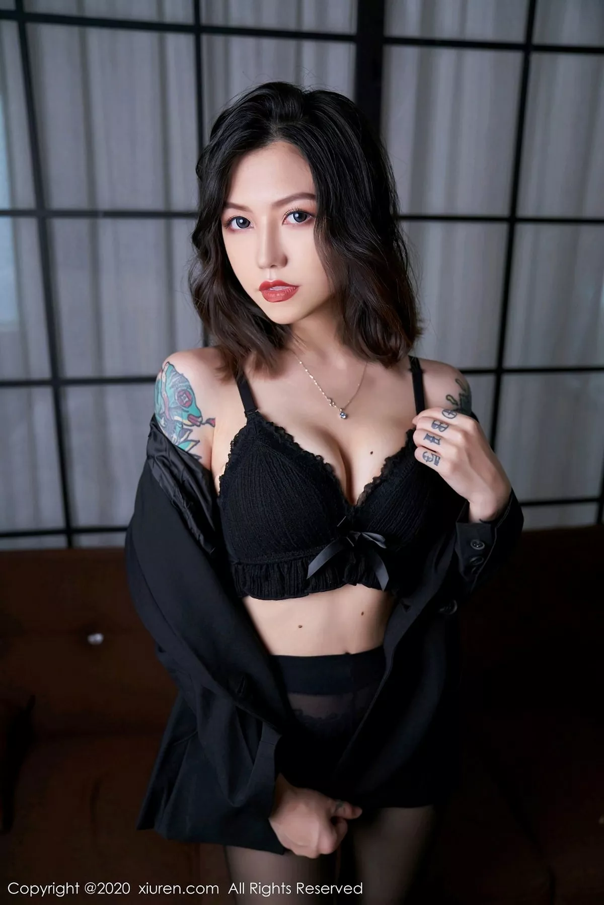 [XiuRen秀人网]第2711期舌尖上的菊花写真 [70P]-041