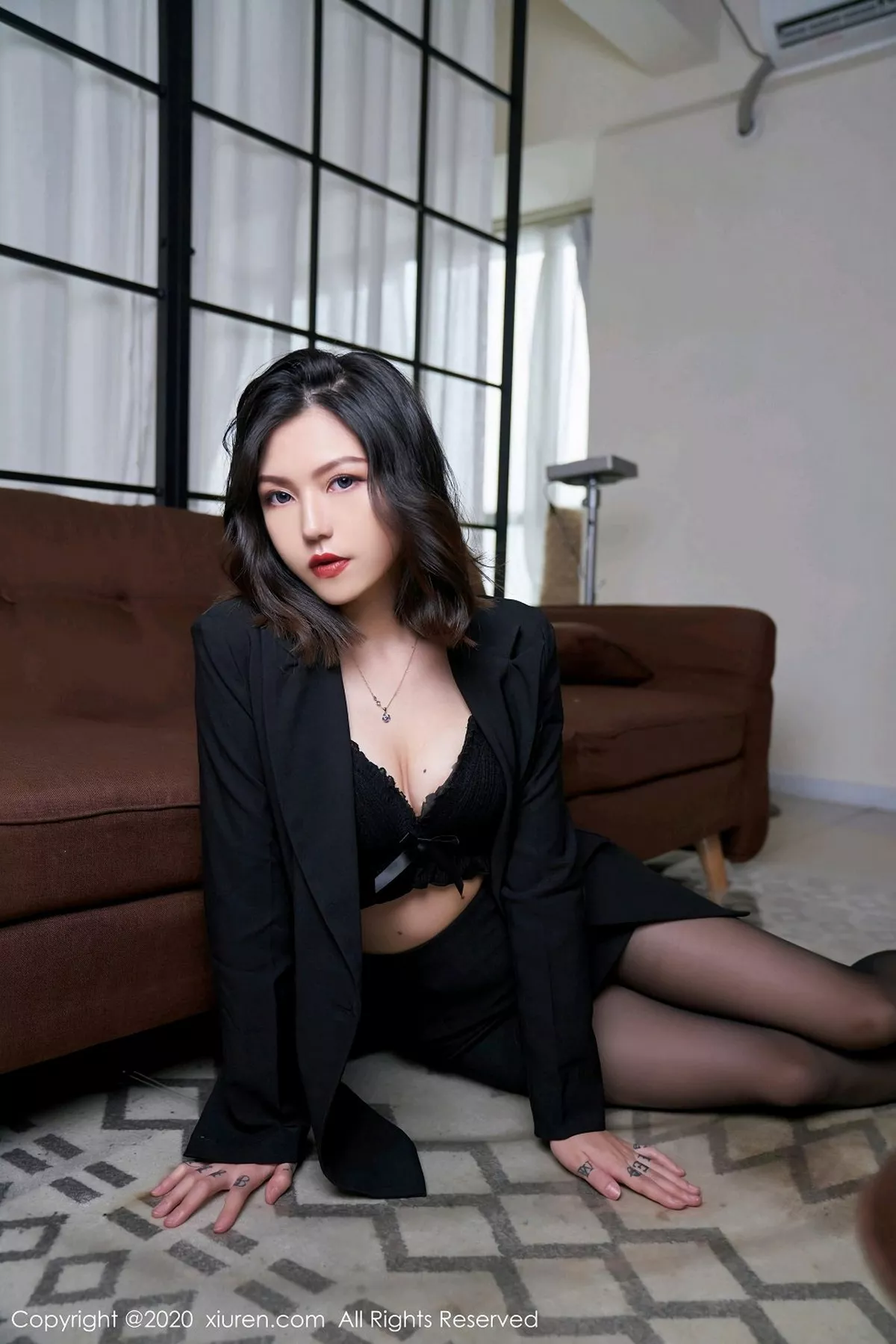 [XiuRen秀人网]第2711期舌尖上的菊花写真 [70P]-028