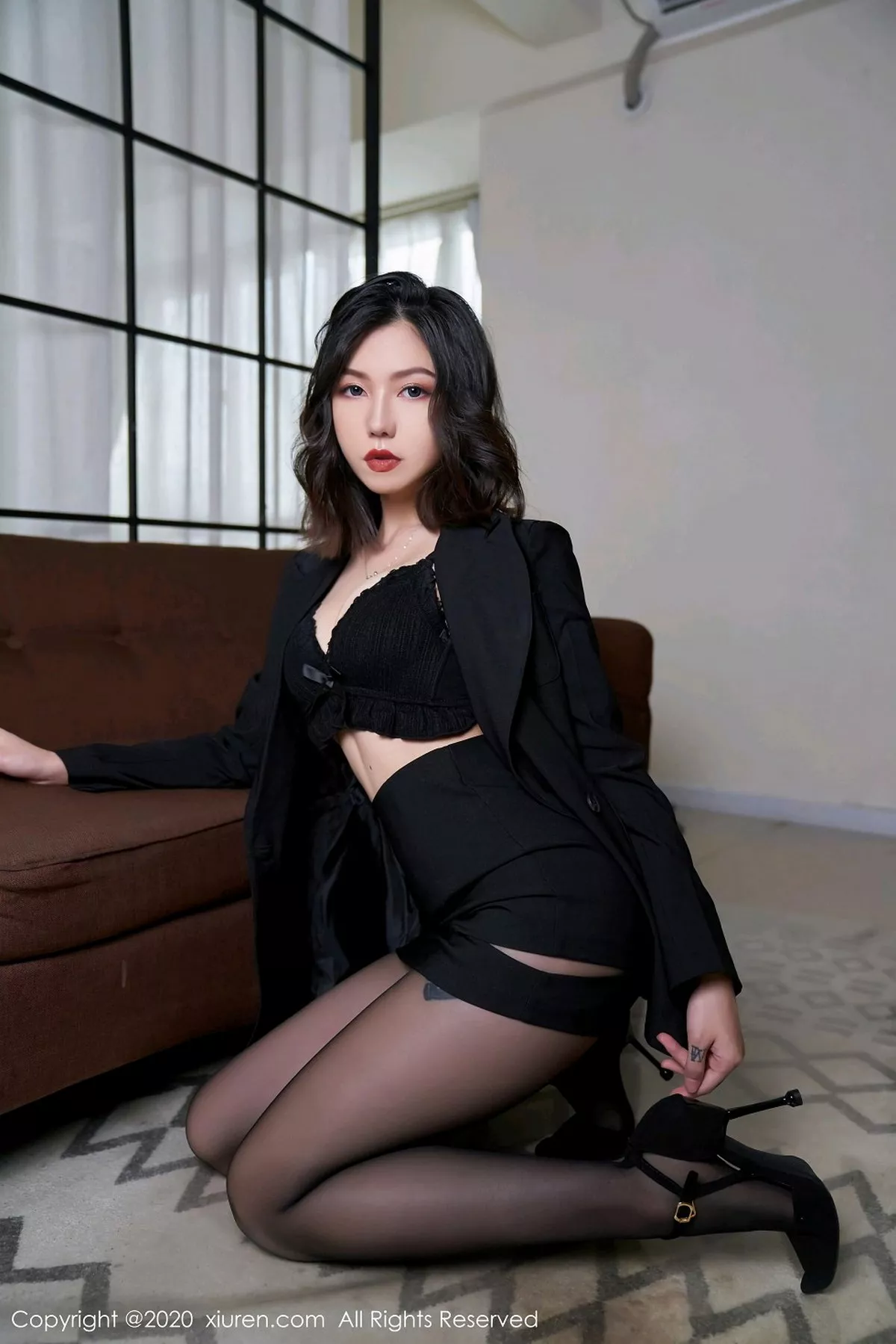 [XiuRen秀人网]第2711期舌尖上的菊花写真 [70P]-030