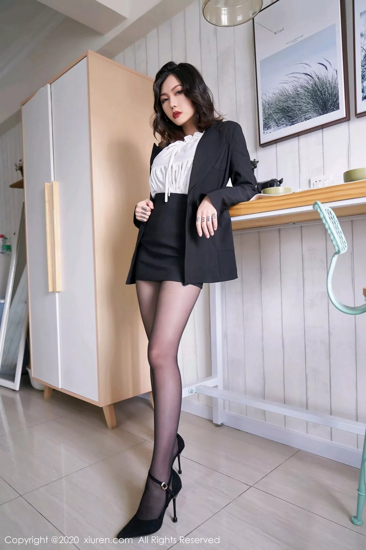 [XiuRen秀人网]第2711期舌尖上的菊花写真 [70P]-019