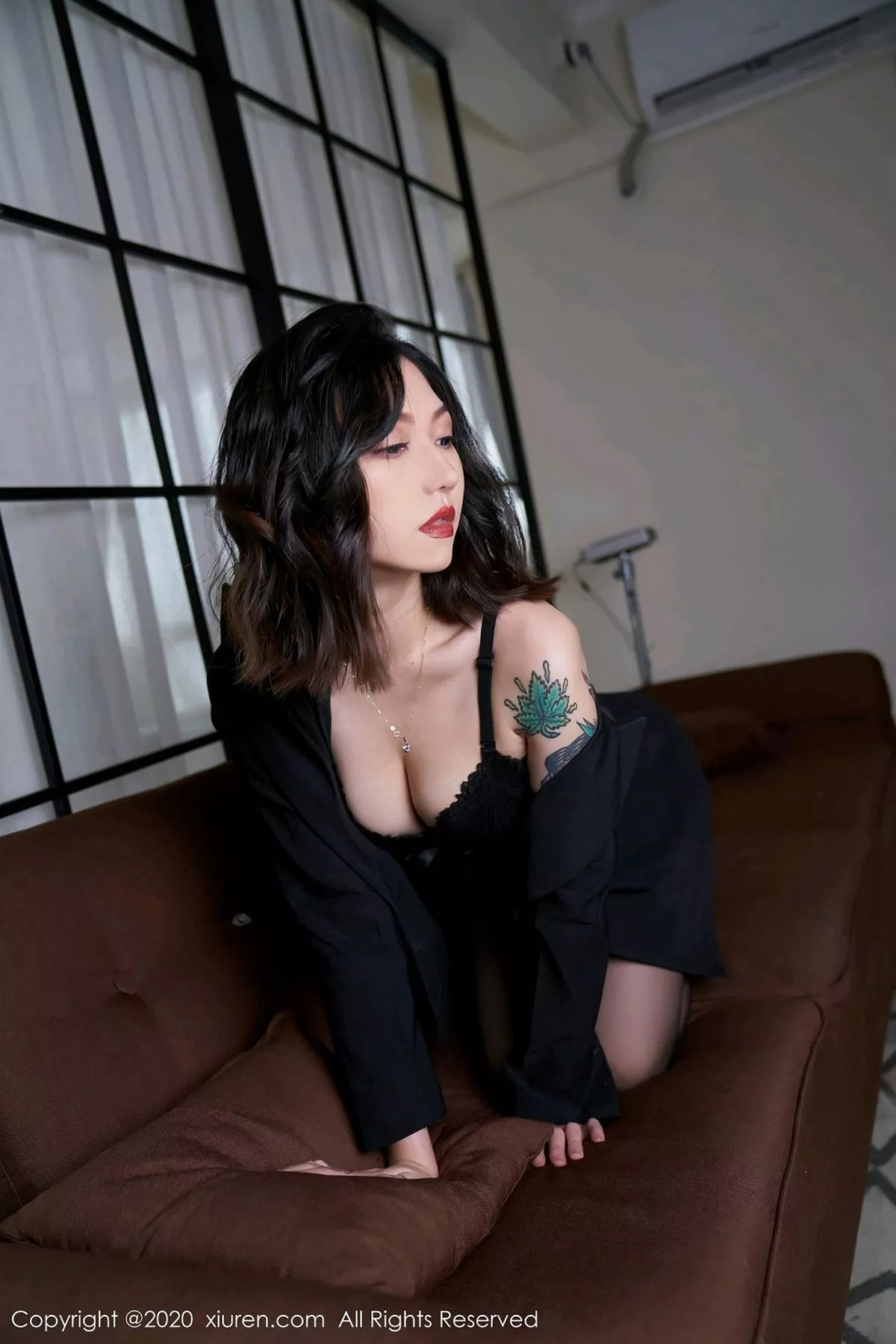 [XiuRen秀人网]第2711期舌尖上的菊花写真 [70P]-038