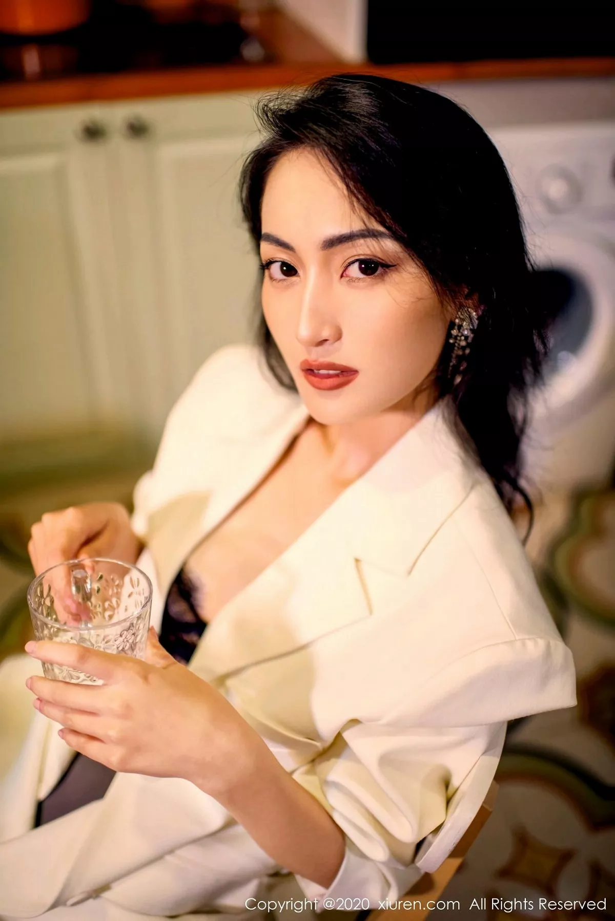 [XiuRen秀人网]第2718期陈舒羽写真 [66P]-001