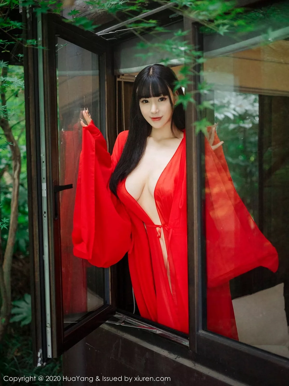 [HuaYang花漾]第310期奶茶Emily写真 [70P]-009