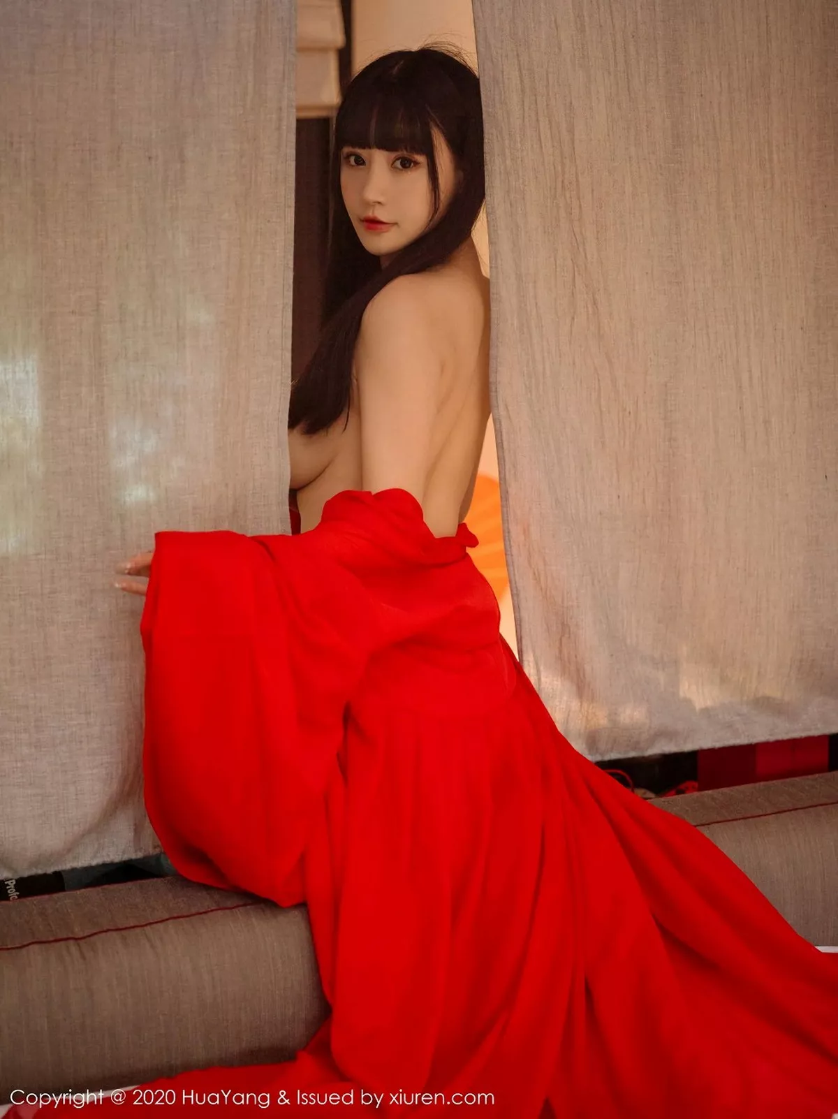 [HuaYang花漾]第310期奶茶Emily写真 [70P]-031