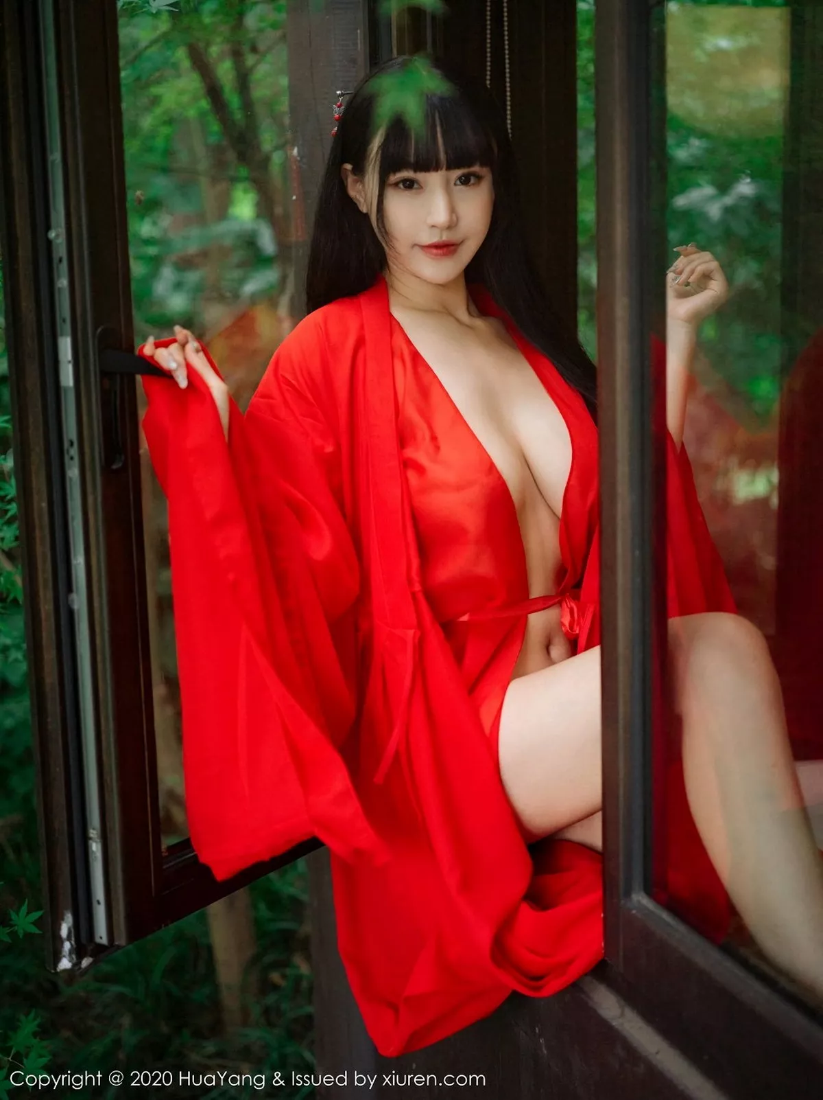 [HuaYang花漾]第310期奶茶Emily写真 [70P]-011